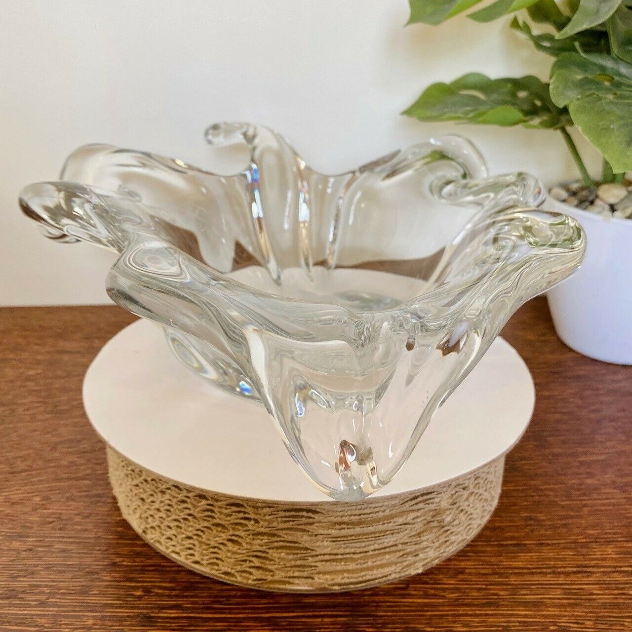 photo for sale Cristallerie De Lorraine Leaf Bowl