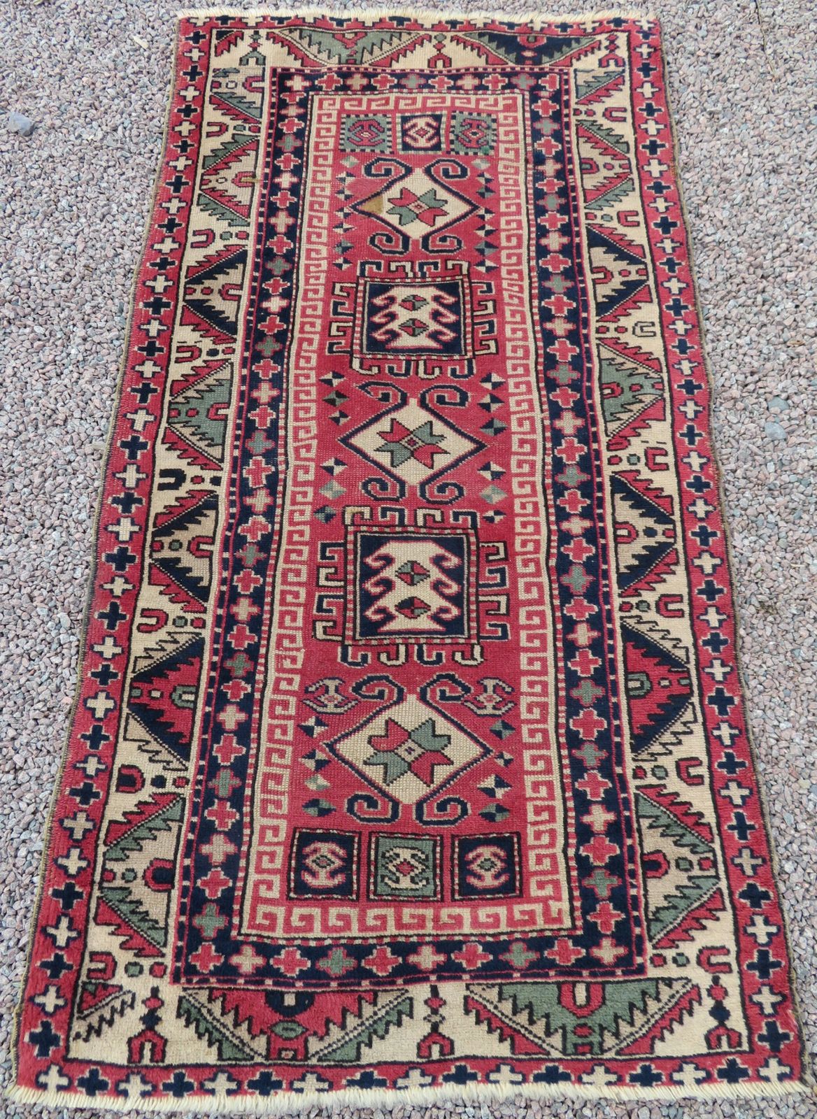 Charming Antique Turkish Bergama Rug. West Anatolia. Circa 1910. 180cm X 98cm.