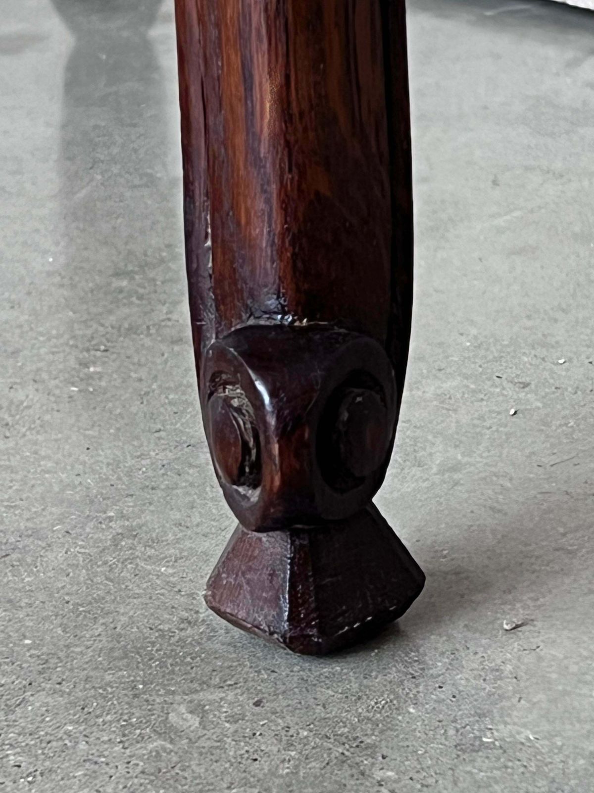 Paire de tables de chevet en noyer noir, XXe siècle, avec tiroir et étagère ouverte photo buy
