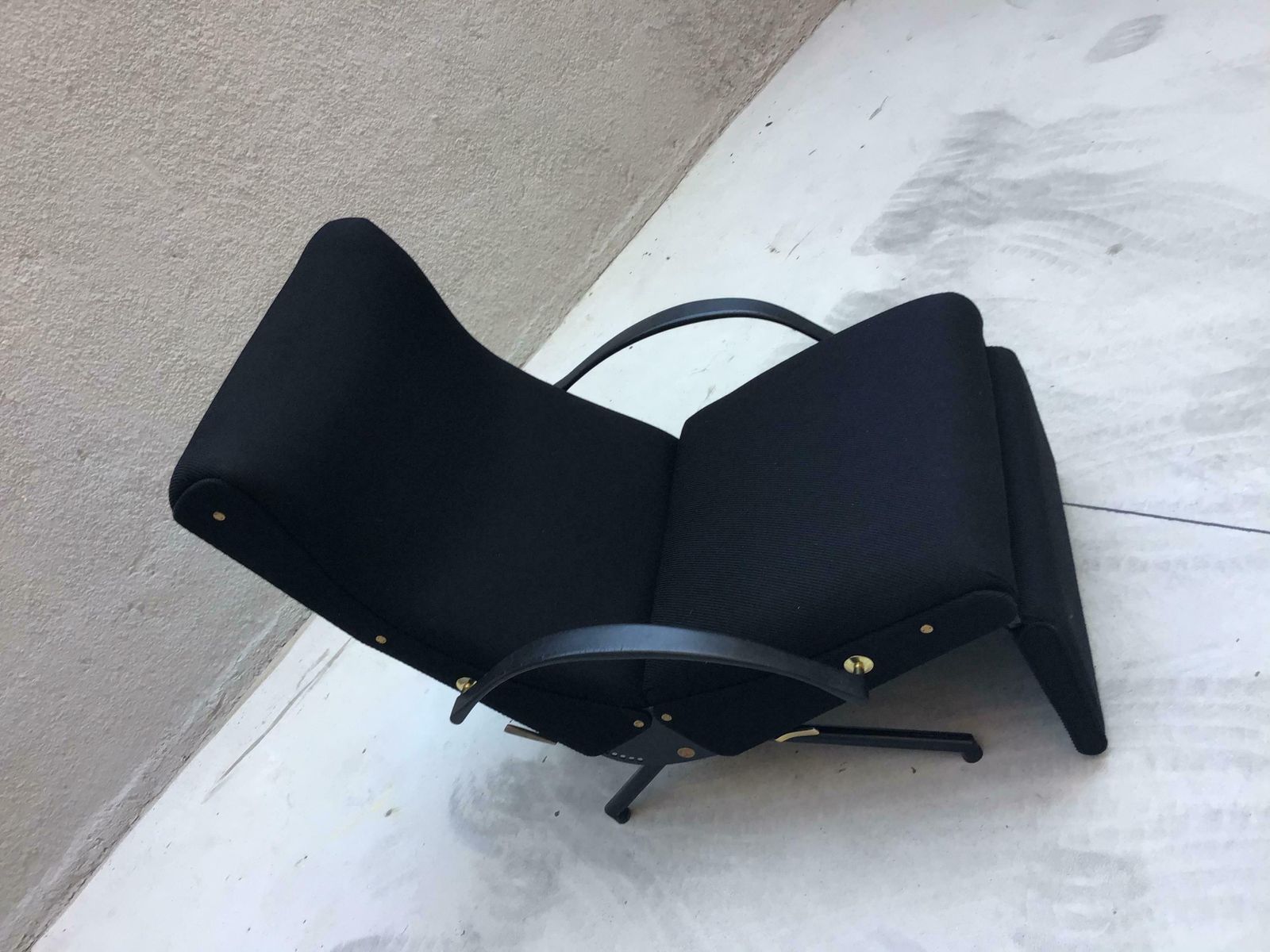 7699.0 Osvaldo Borsani P40 Chaise Long Tecno Iron Brass Cloth 1955 Italy photo