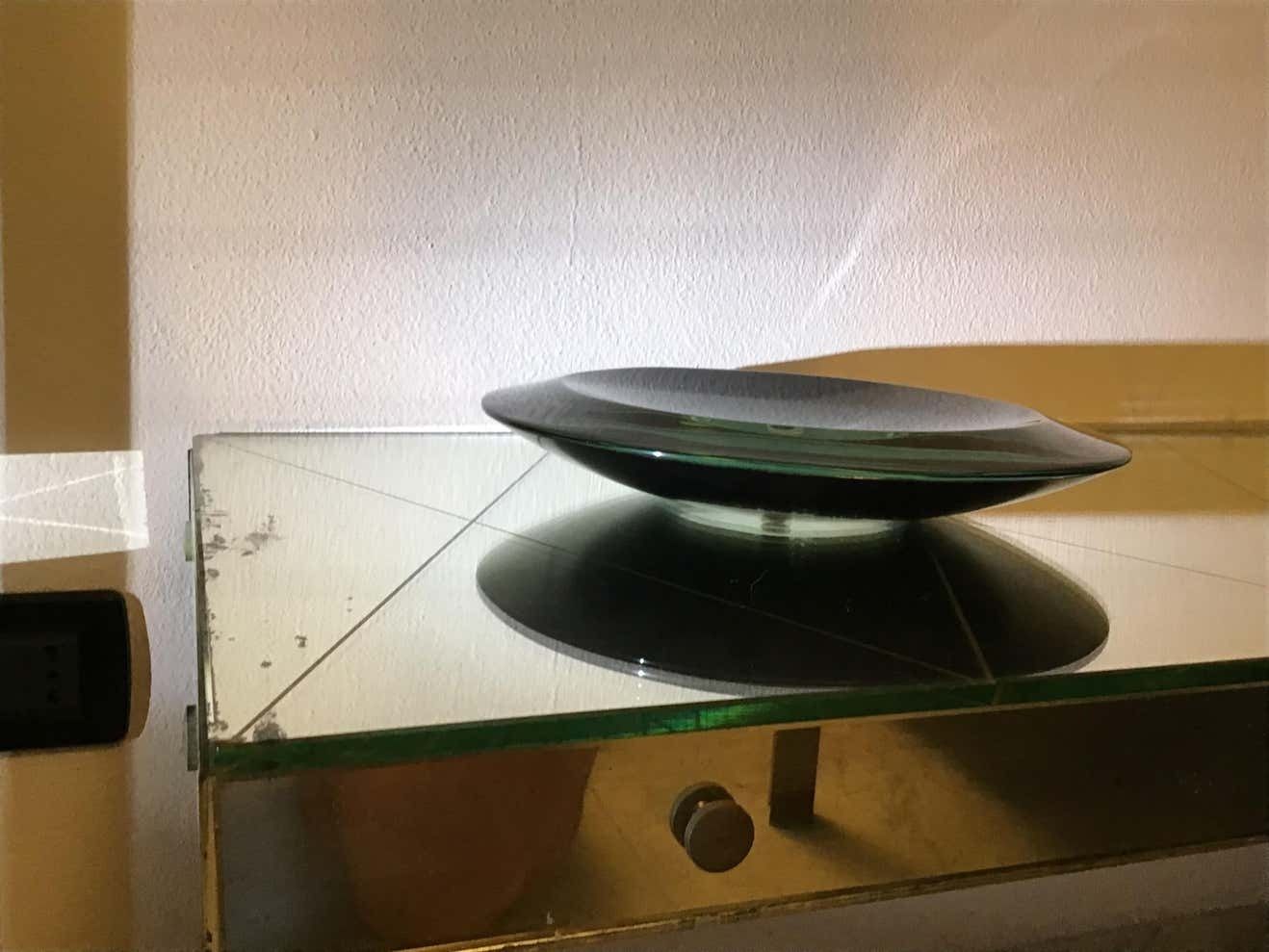 Fontana Arte Coppa Cristallo Grosso Spessore Curvato, 1959, Italy photo for sale