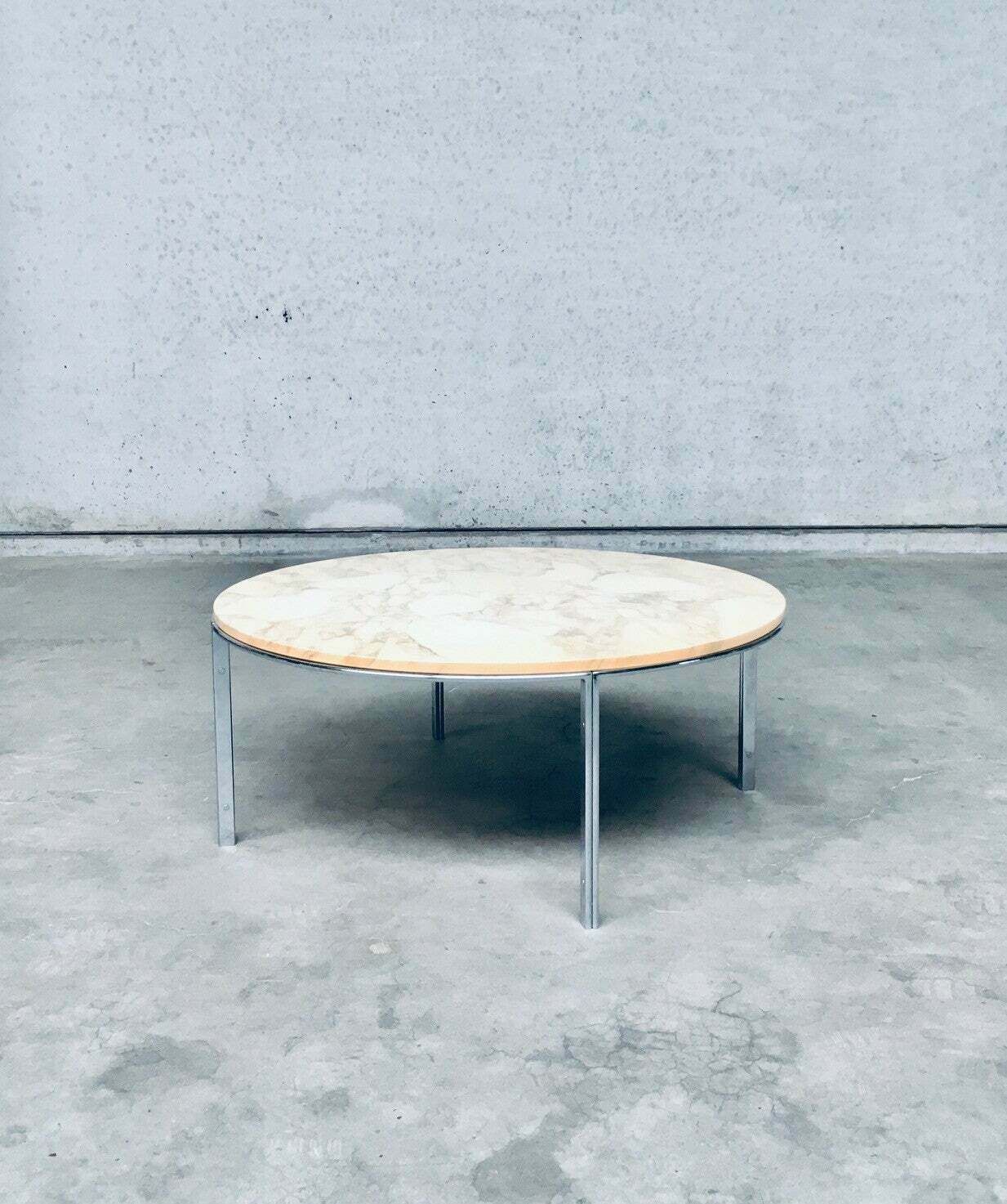 photo furniture Midcentury Modern Italian Design Marble Coffee Table, 1960's Italy