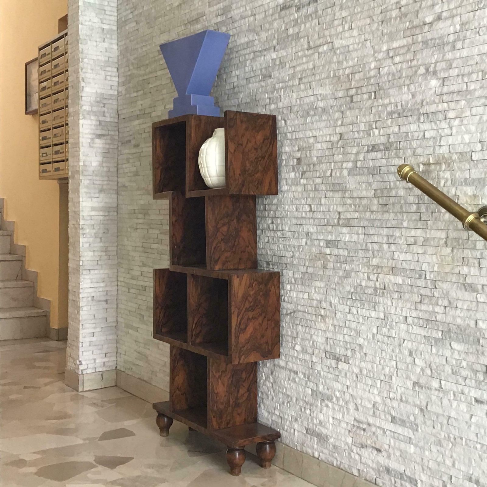 photo furniture Gio Ponti Shelves Bookcase Etagere Walnut 1930 Italy