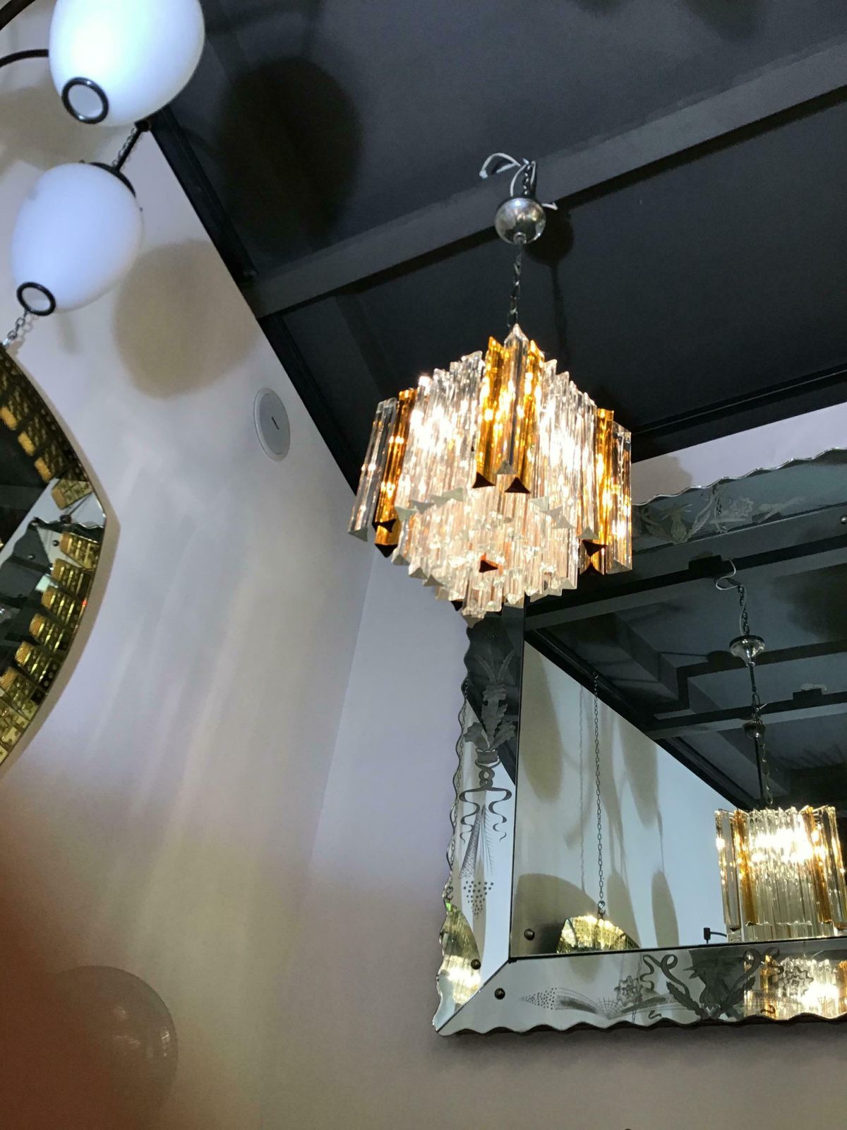 photo vintage Venini Triedi White Gold Yellow Murano Glass Brass Chandelier, Italian, 1960