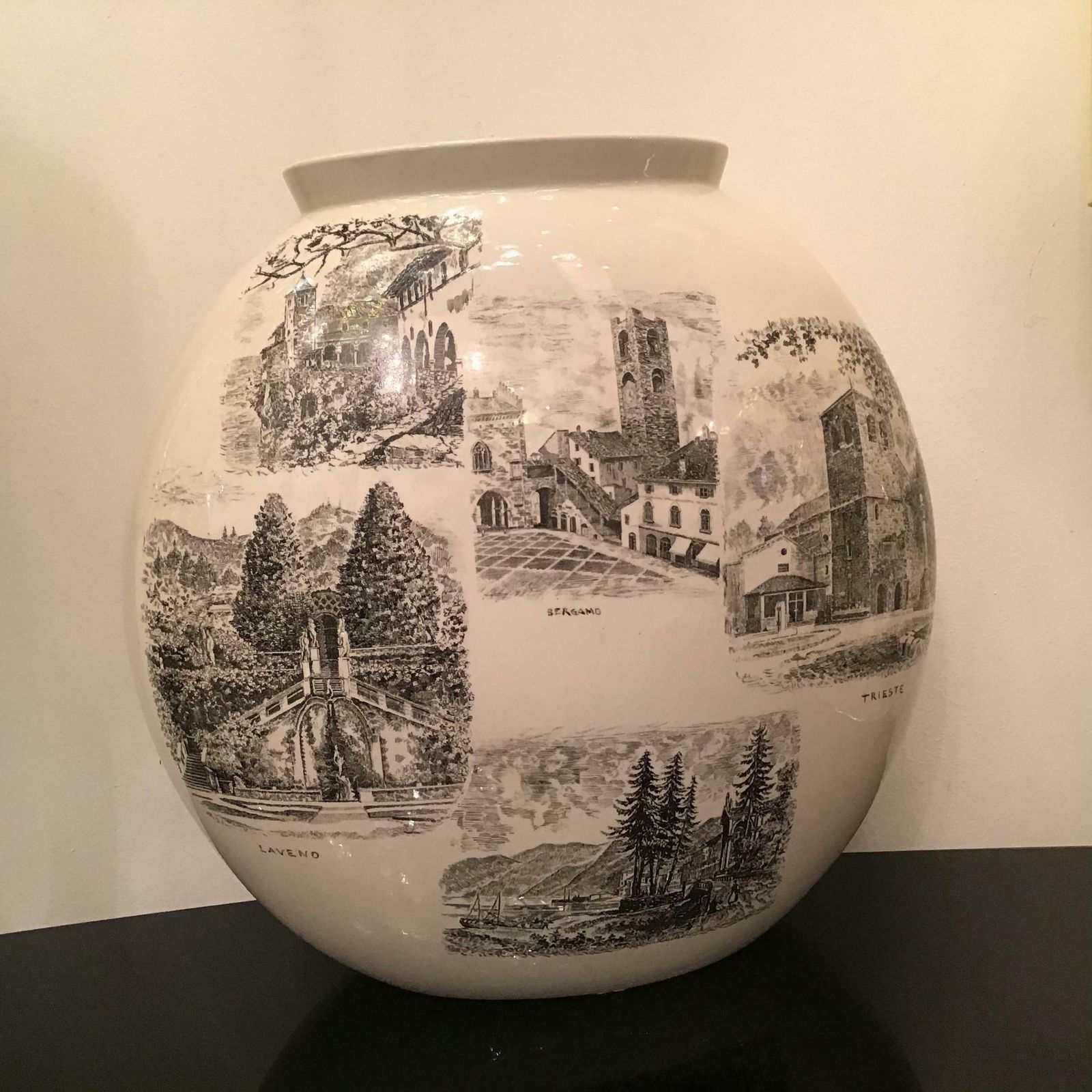 photo for sale Lavenia Guido Andlovitz Vase, 1930, Italy