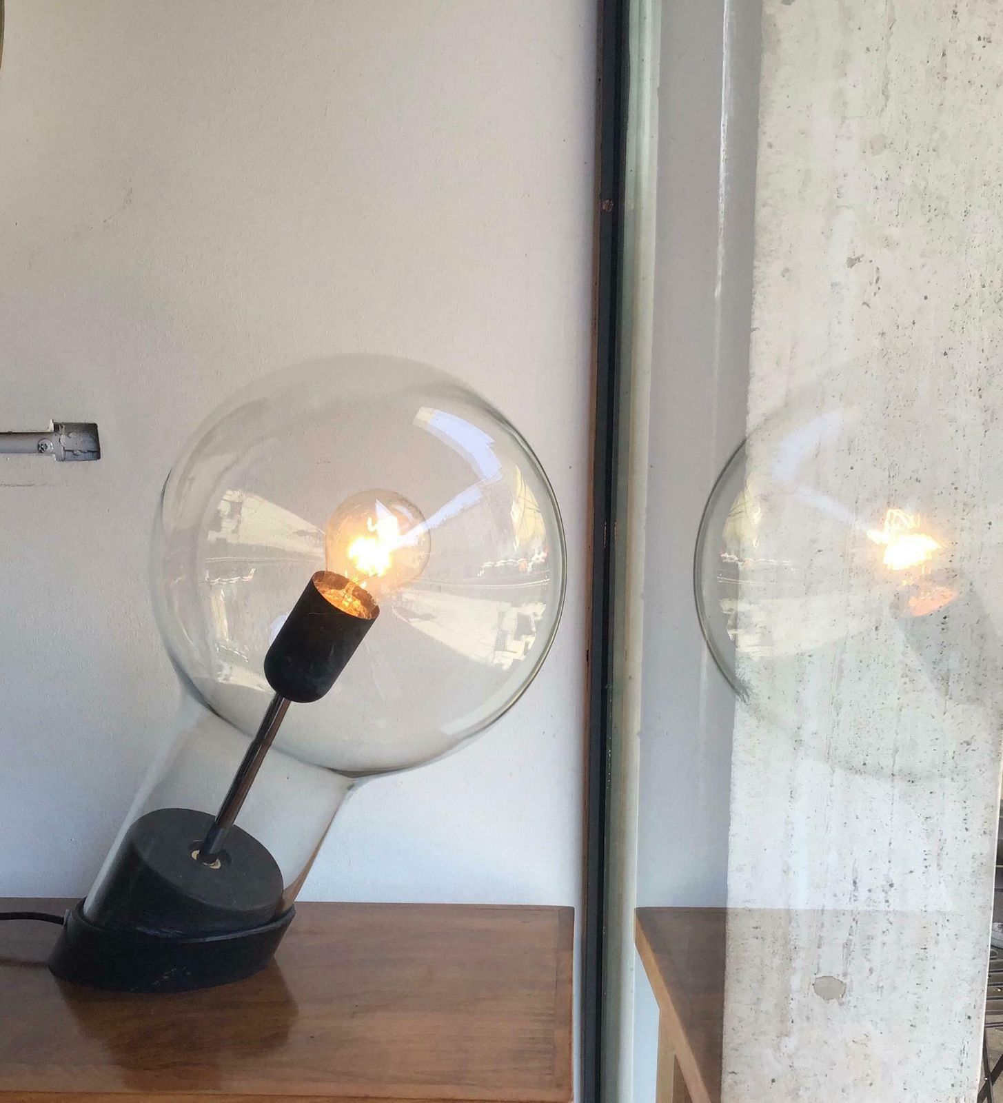 photo furniture Stilnov Styletable Lamp Glass Ghisa Metal, 1960, Italy