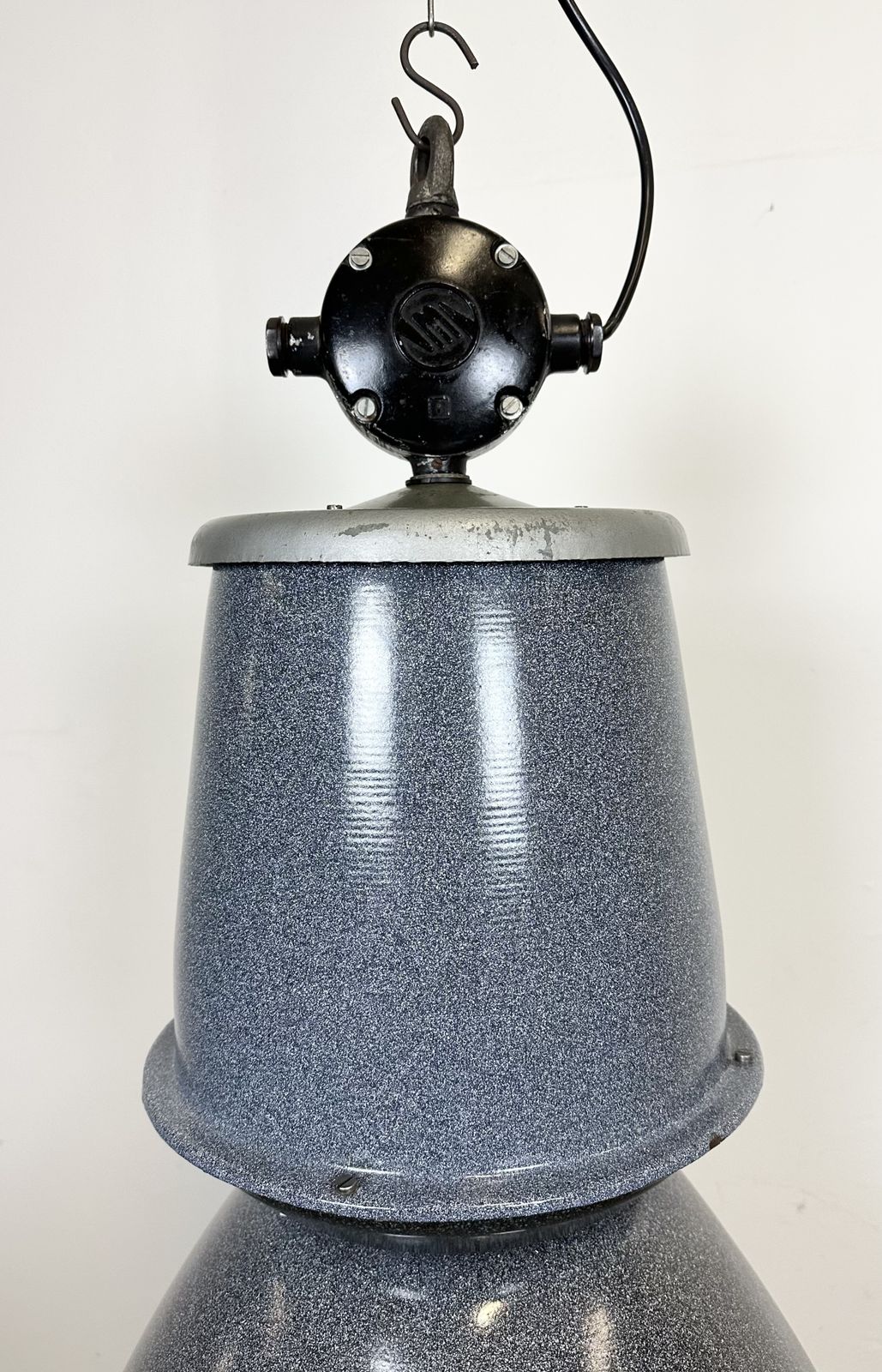199.0 Large Grey Enamel Industrial Factory Lamp From Elektrosvit, 1960s, 49x photo