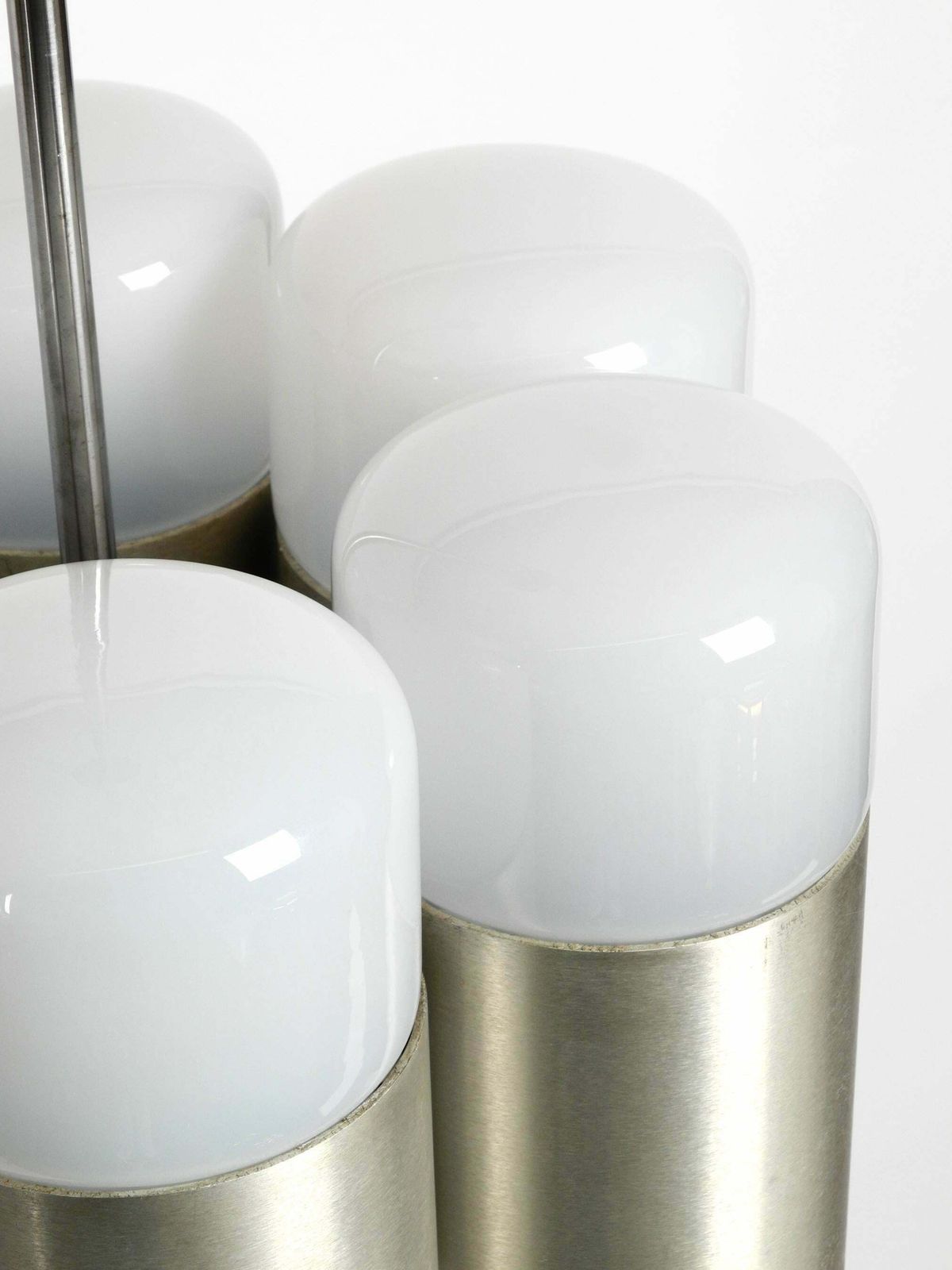 photo vinterior Large Italian 1960s Space Age Ceiling Lamp With 13 Glasses By Goffredo Reggiani