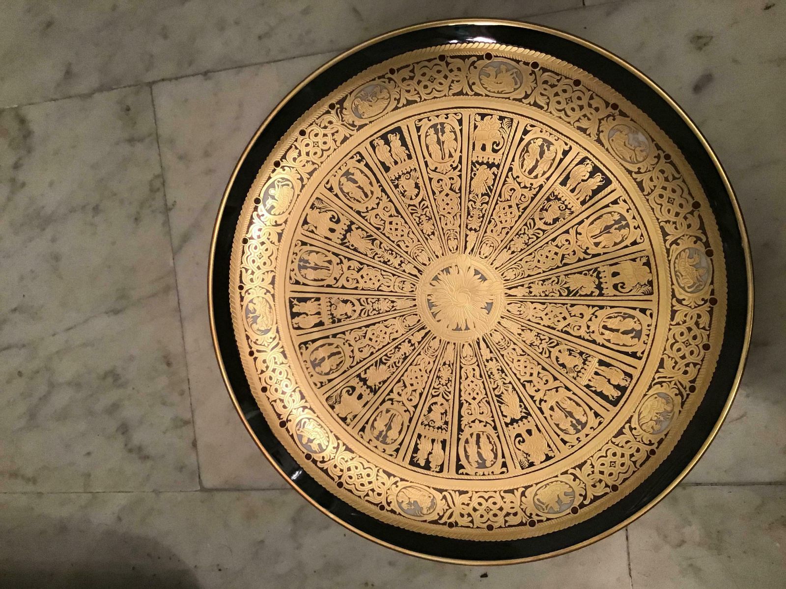 photo for sale Morbelli “Brocchiere” Porcelain Wall Plate Pure Gold 1960 Italy
