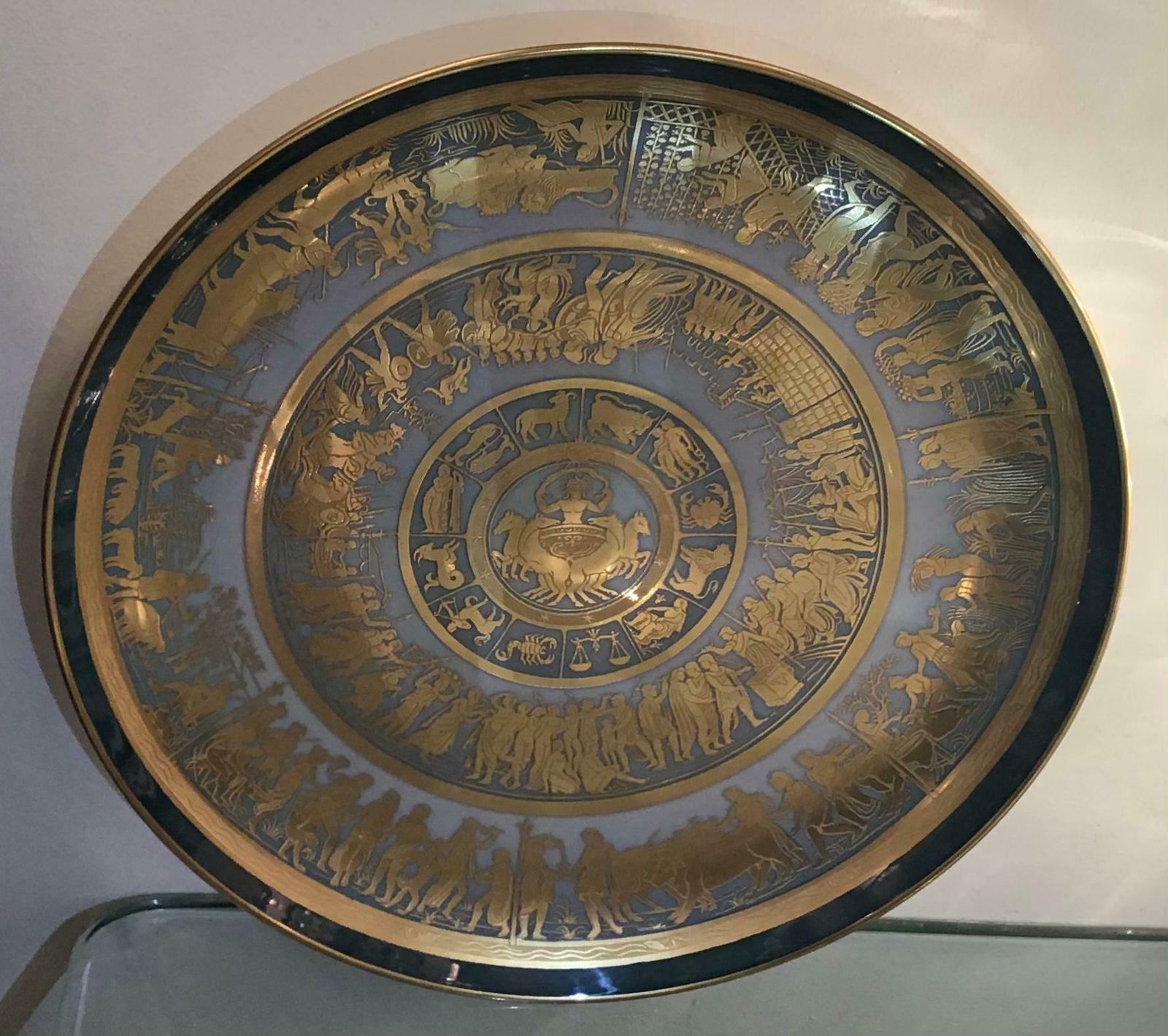 Morbelli Porcelain “Scudo Di Achillewall Plates Worked With Pure Gold 1960 Italy photo furniture