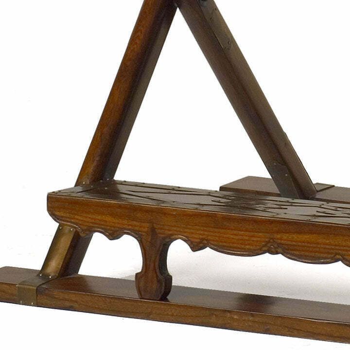 Folding Horseshoe Armchair, Warm Elm photo Furniture
