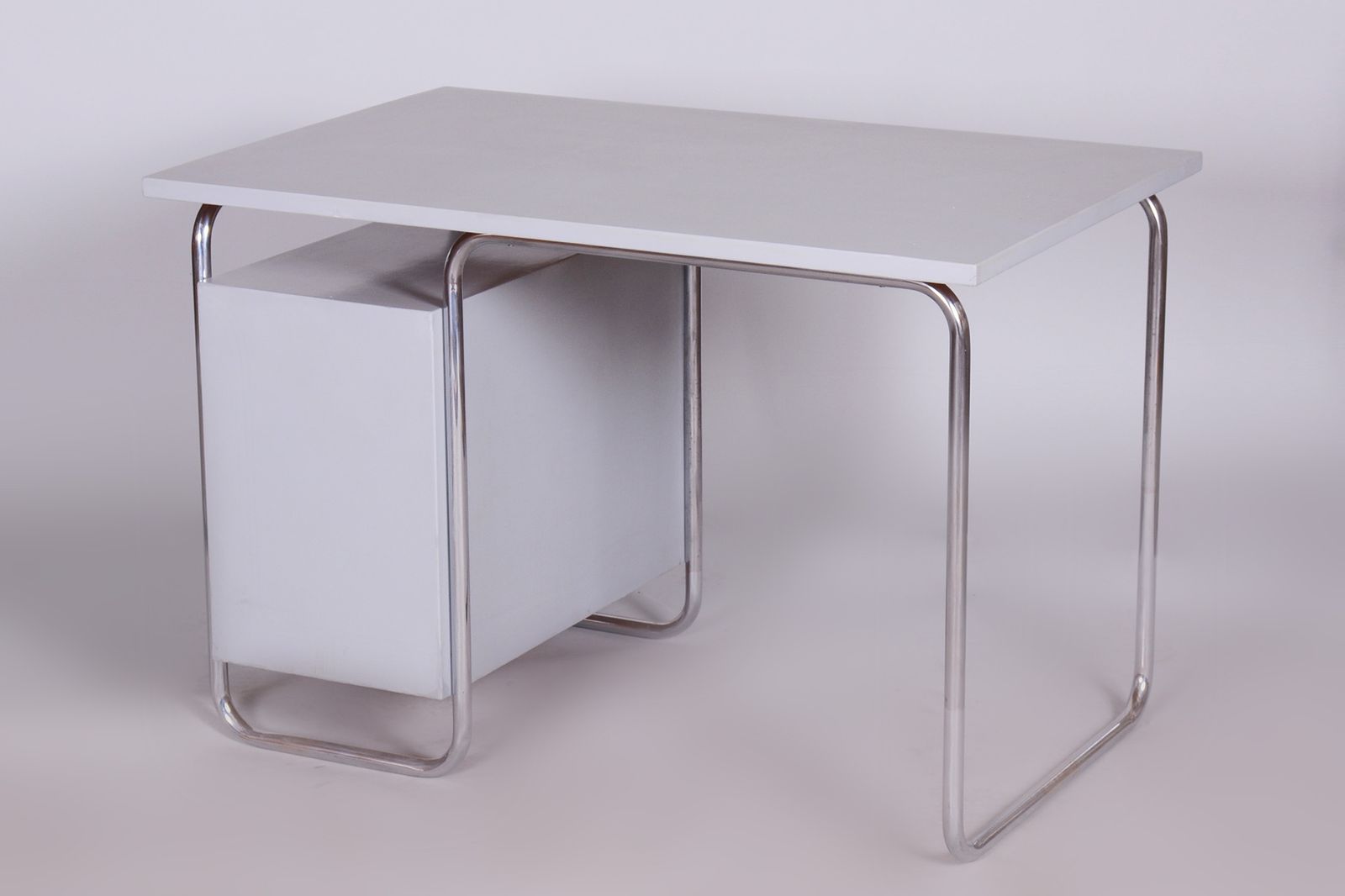 Furniture Set Of Bauhaus Writing Desk And Chair Made By Hynek Gottwald, Czechia, 1930s, Lacquered Wood photo