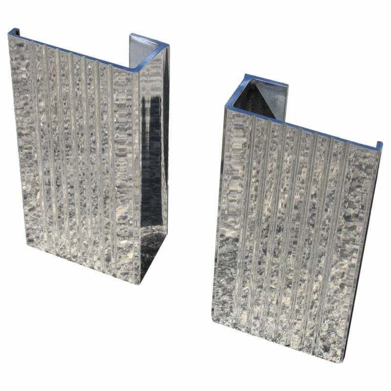 photo vinterior Rectangular Handles With Grooves In Chromed Aluminium Italy Design