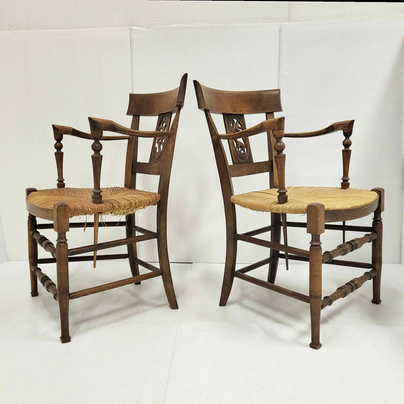 Paar Landaise Fauteuils, Begin 20e Eeuw – De Vogel & De Vos – Eiken En Stro, 1900 photo furniture