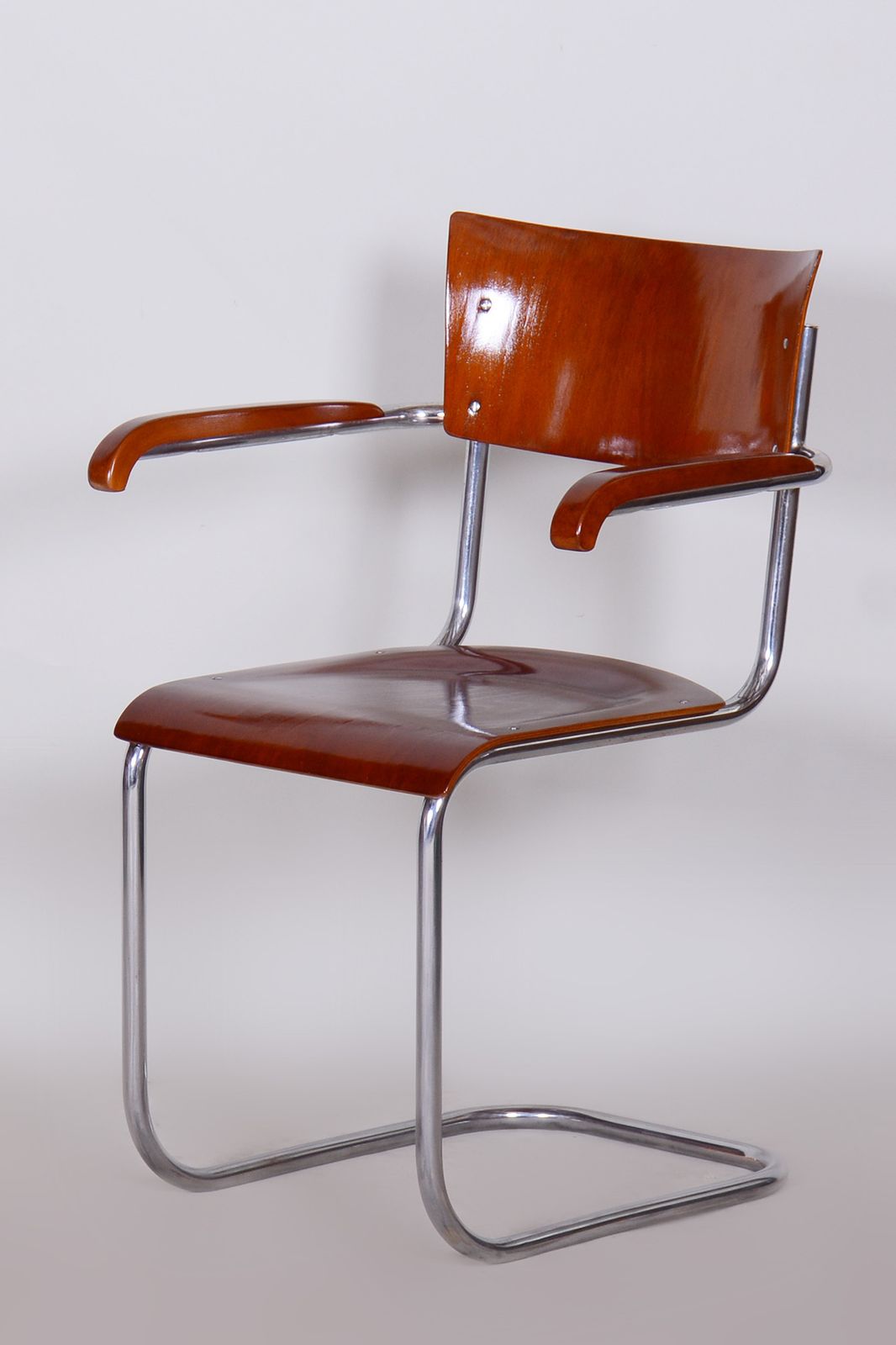 Set Of 4 Restored Bauhaus Beech Plywood Armchairs By Mart Stam, High Gloss, 1930s, Germany photo vintage