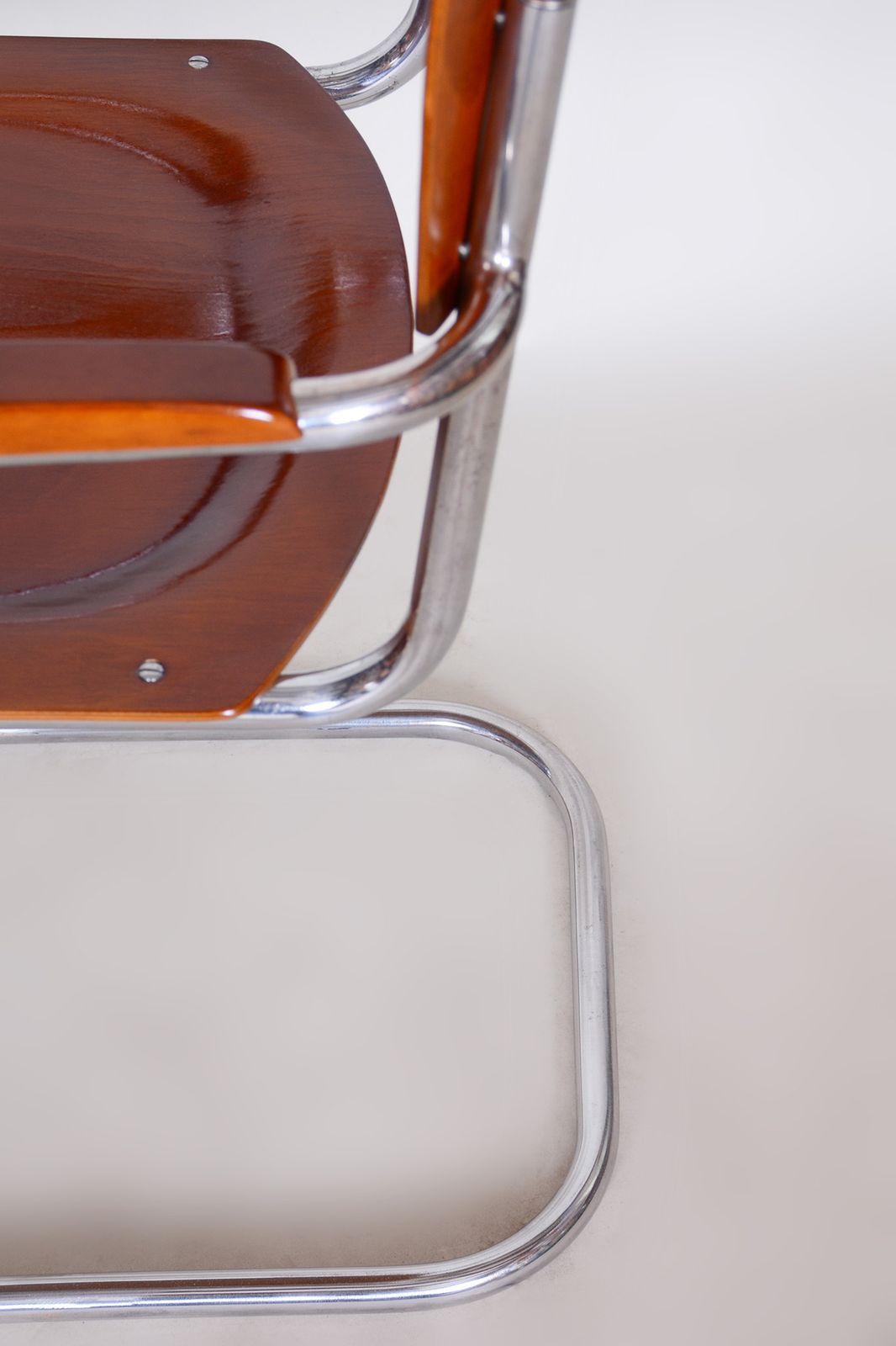 photo for sale Set Of 4 Restored Bauhaus Beech Plywood Armchairs By Mart Stam, High Gloss, 1930s, Germany