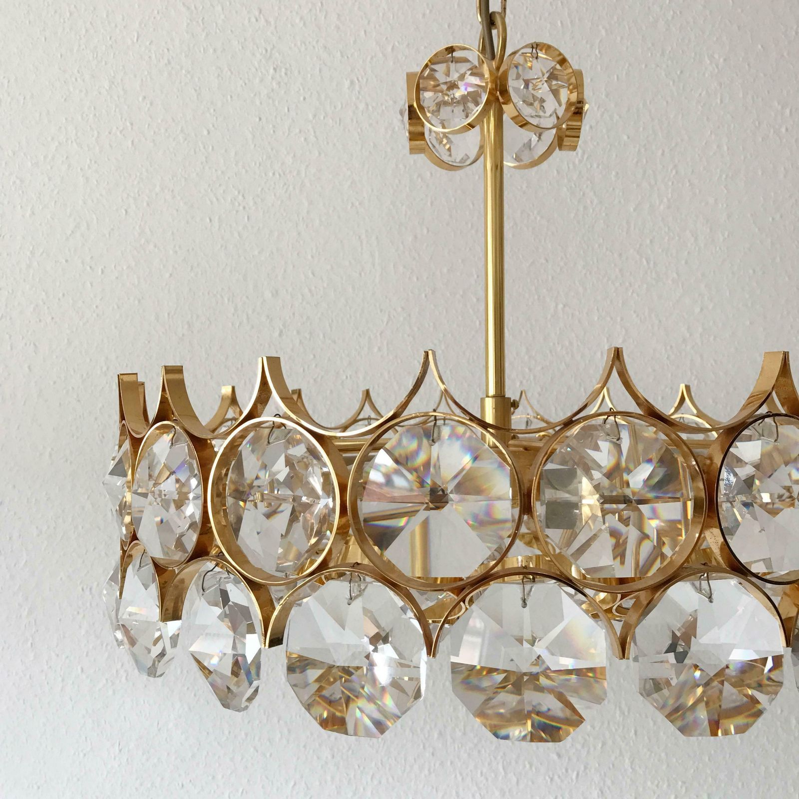 Gorgeous Gilt Brass Facet Cut Crystal Glass Chandelier By Palwa Germany 1960s photo vinterior