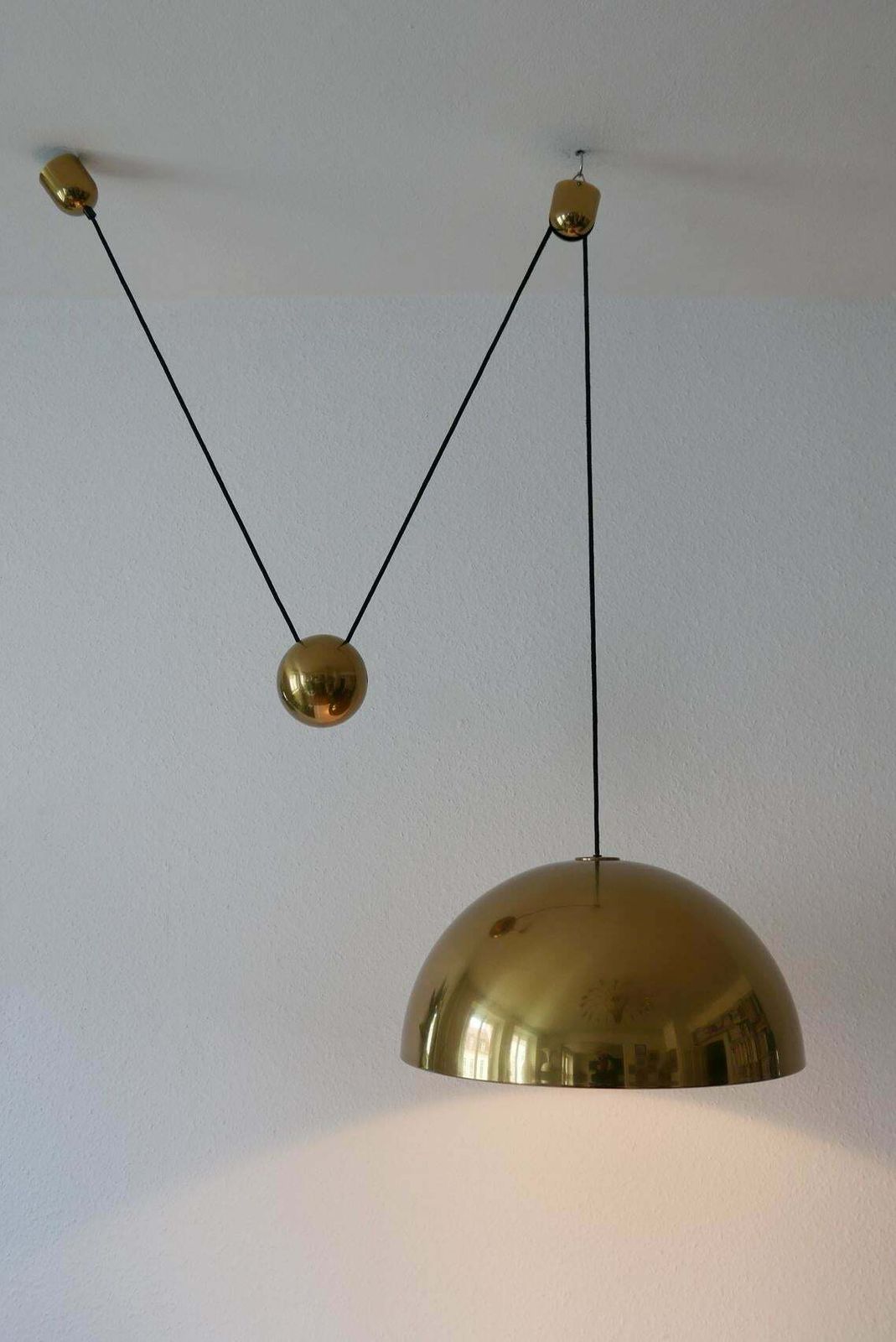 Exceptional Solan Counter Balance Pendant Lamp By Florian Schulz, 1980s, Germany photo buy