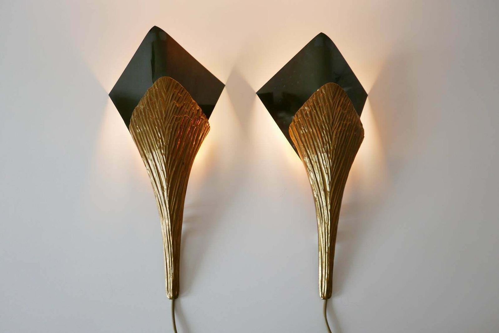 Set Of 2 Large Bronze Nefertiti Sconces By Chrystiane Charles For Charles Paris