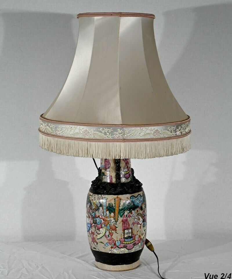 Lighting Nanjing Porcelain Lamp, China   Late 19th Century photo