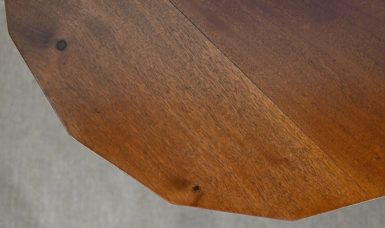 Small Tripod Pedestal Table In Mahogany, Restoration Period   1st Part Of The 19th Century photo vinterior