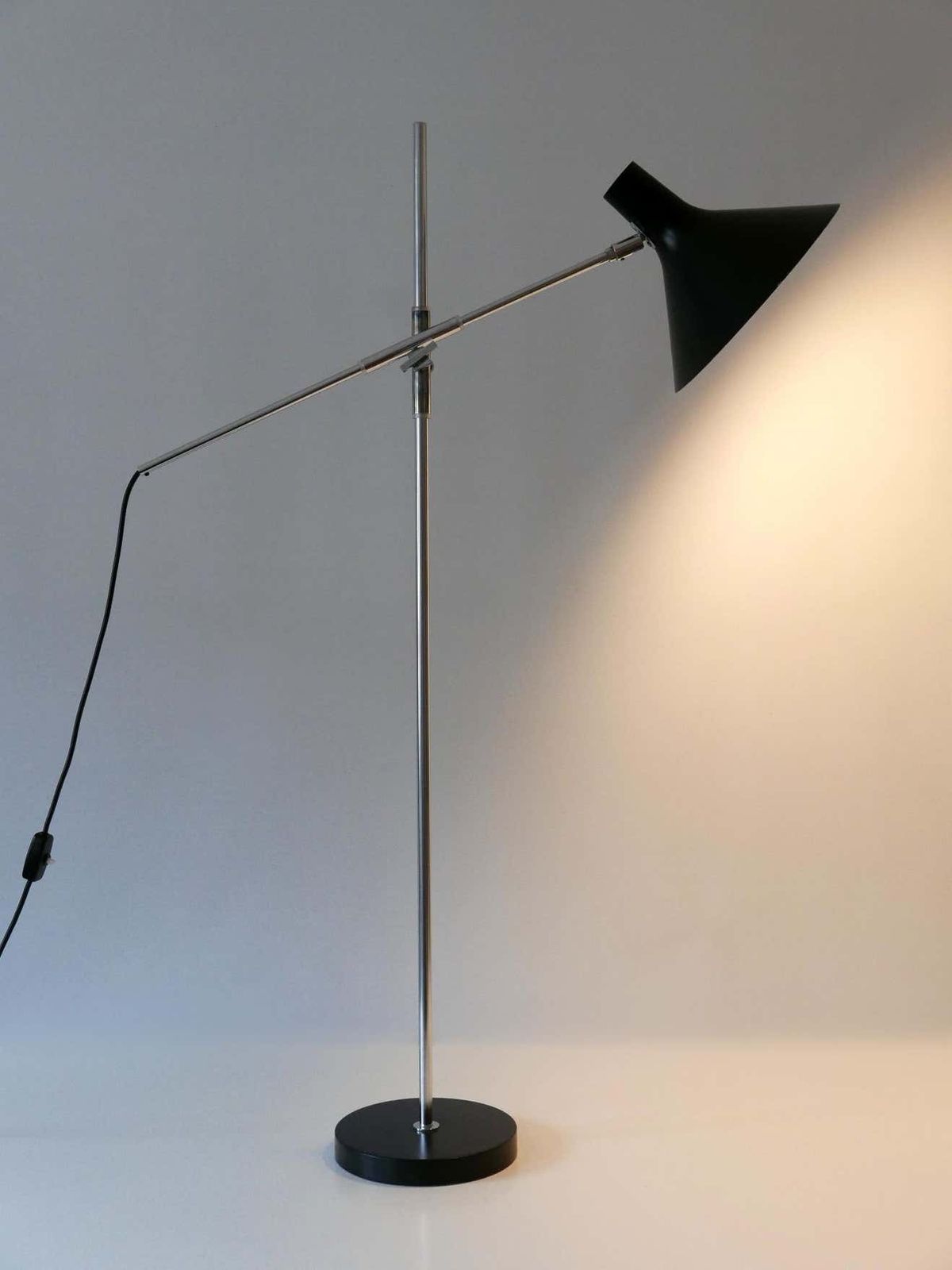 Adjustable Floor Lamp / Reading Light 8180 By Karl Heinz Kinsky For Cosack 1960s photo Lighting