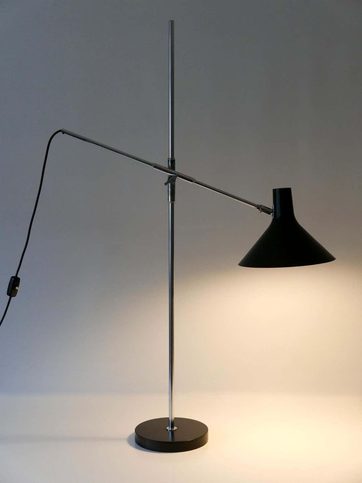 Adjustable Floor Lamp / Reading Light 8180 By Karl Heinz Kinsky For Cosack 1960s photo vinterior
