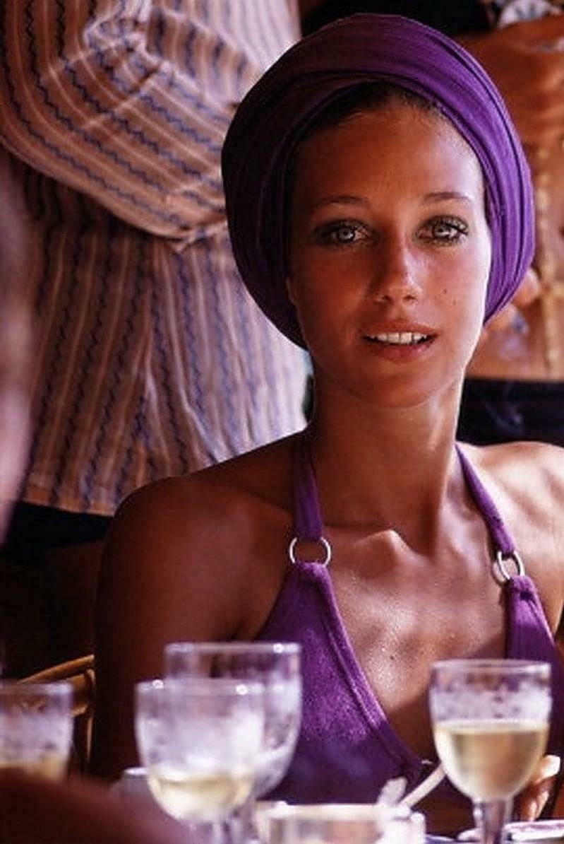 Marisa Berenson By Slim Aarons photo furniture
