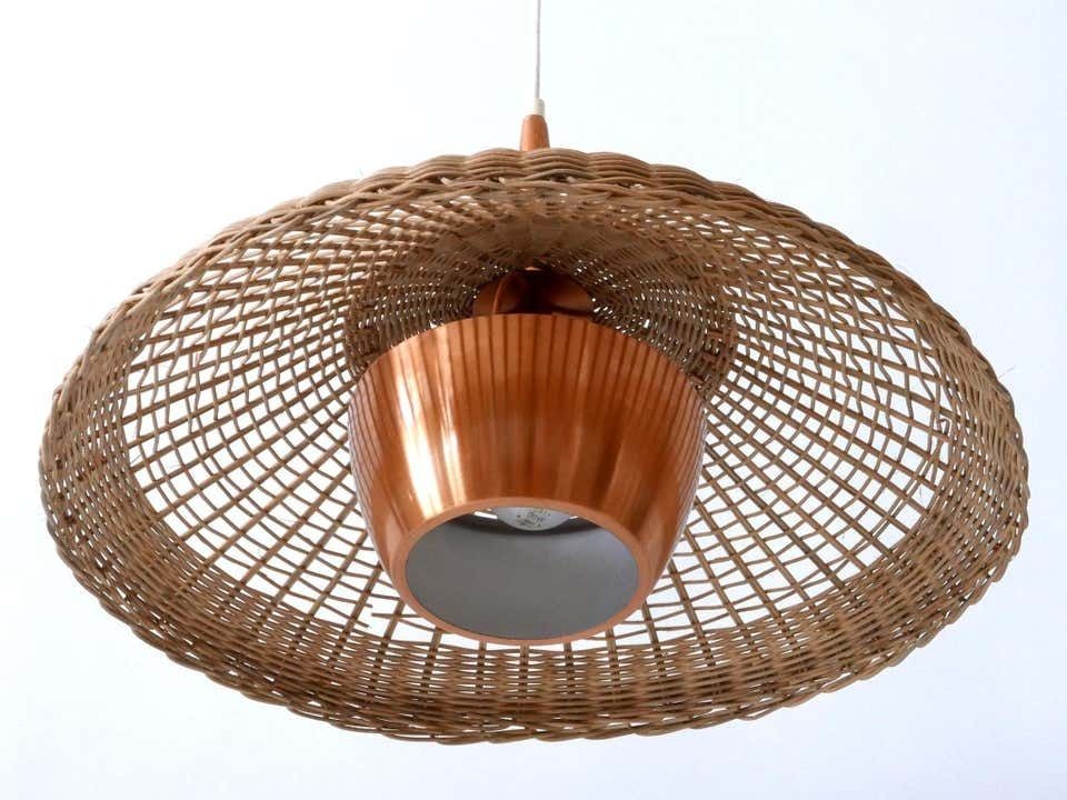 photo furniture Large & Elegant Mid Century Modern Rattan & Copper Pendant Lamp Denmark 1970s