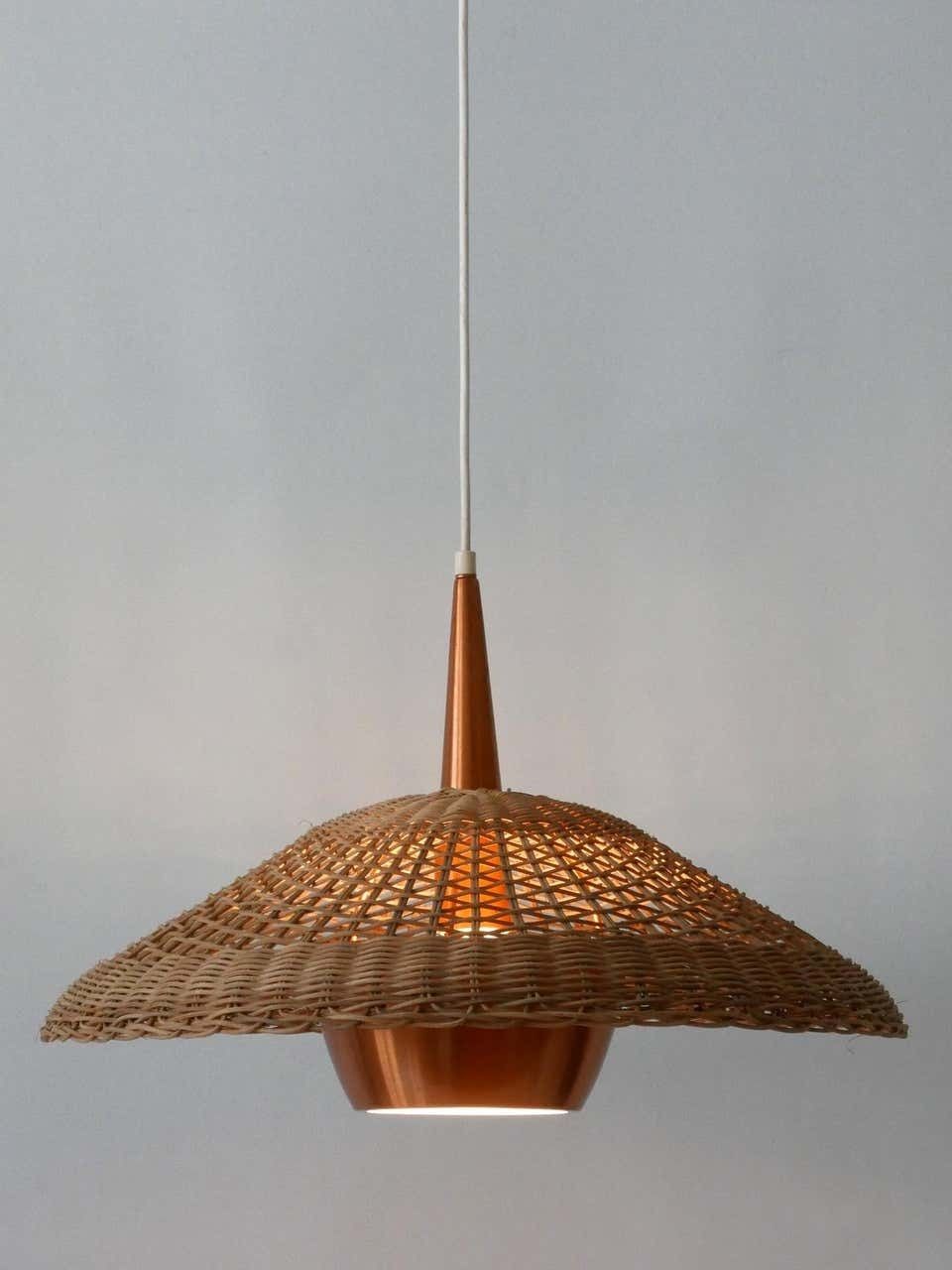 photo vinterior Large & Elegant Mid Century Modern Rattan & Copper Pendant Lamp Denmark 1970s