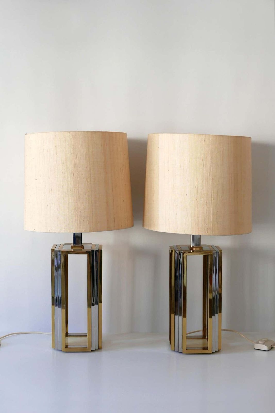 Set Of Two Monumental Bicolor Table Or Floor Lamps By Romeo Rega, 1970s, Italy photo 7714.0
