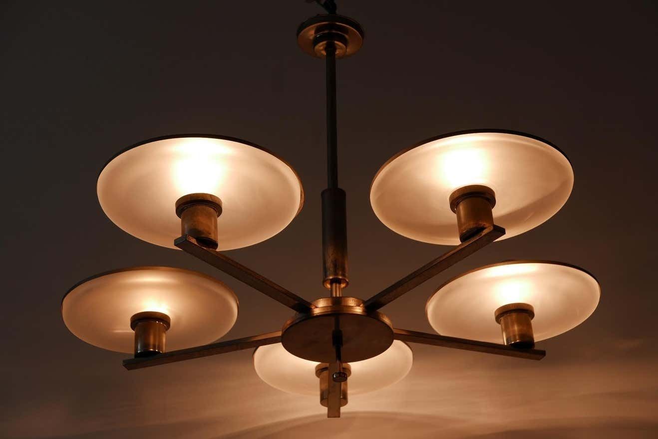 photo vintage Exceptional Bauhaus / Art Deco Chandelier Or Pendant Lamp, 1930s, Germany
