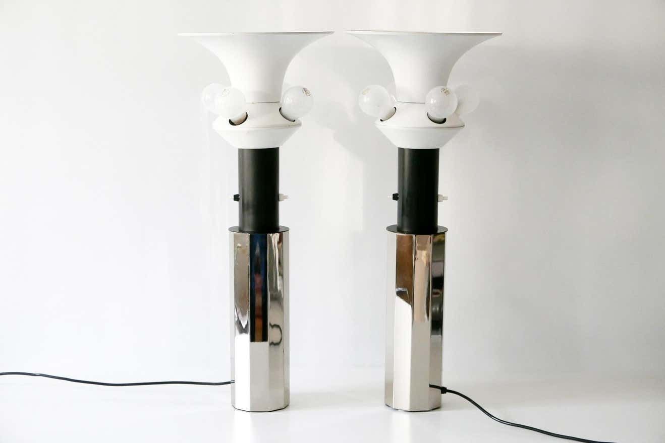 photo vintage Set Of Two Huge, 5 Flamed Midcentury Decagonal Chrome Table Lamps 1960s, Germany