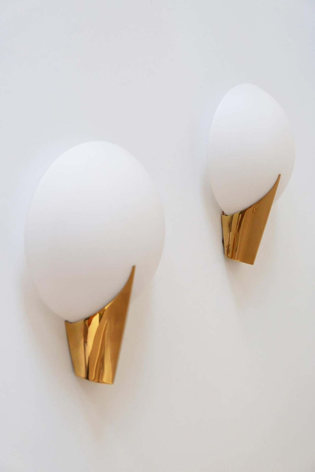 Set Of Two Elegant Modernist Wall Lamps Or Sconces By J.T. Kalmar, 1980s Austria photo for sale