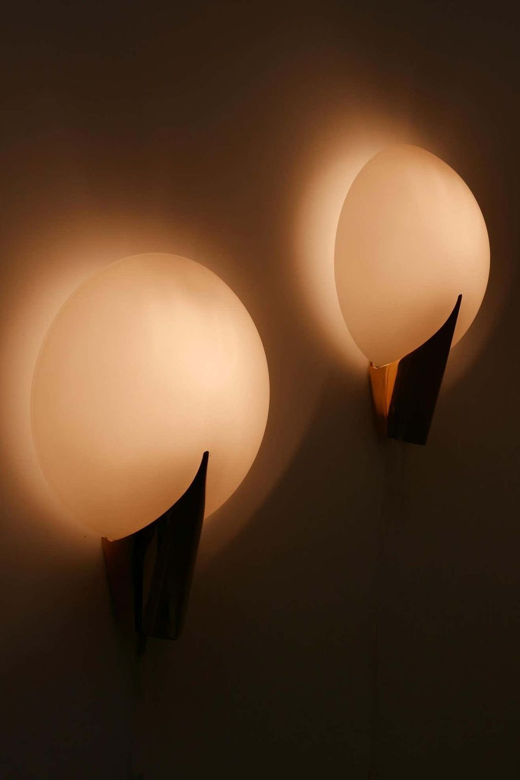 photo for sale Set Of Two Elegant Modernist Wall Lamps Or Sconces By J.T. Kalmar, 1980s Austria