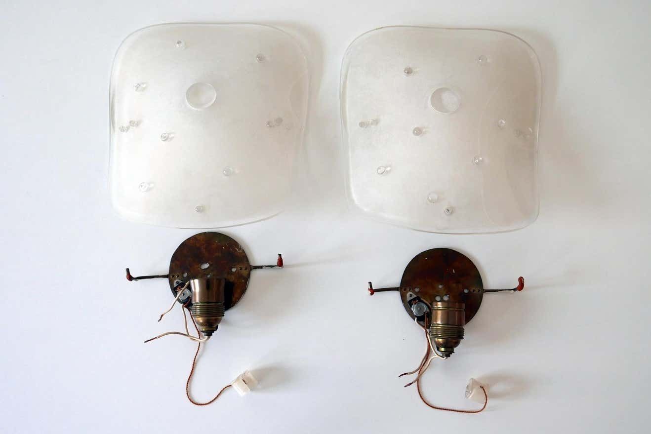 2541.0 Set Of Two Mid Century Modern Lucite Wall Lamps Sconces By Rupert Nikoll, 1960s photo