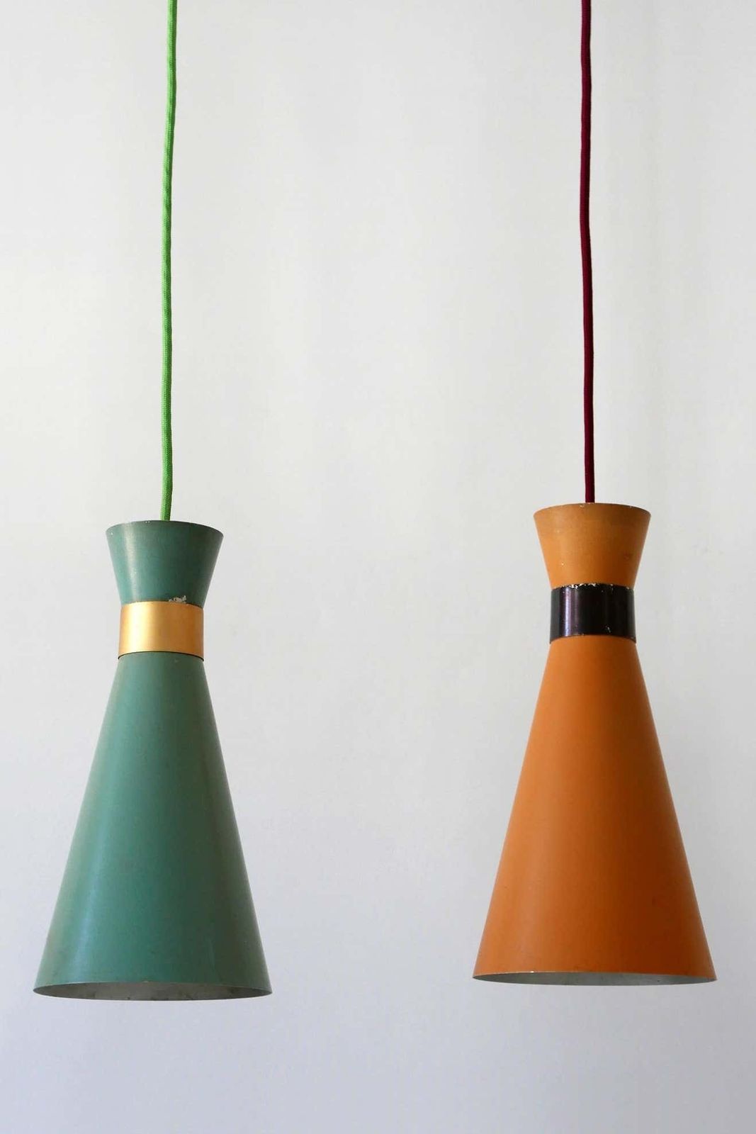 Set Of Two Mid Century Modern Diabolo Pendant Lamps By Bünte & Remmler, 1950s photo vinterior