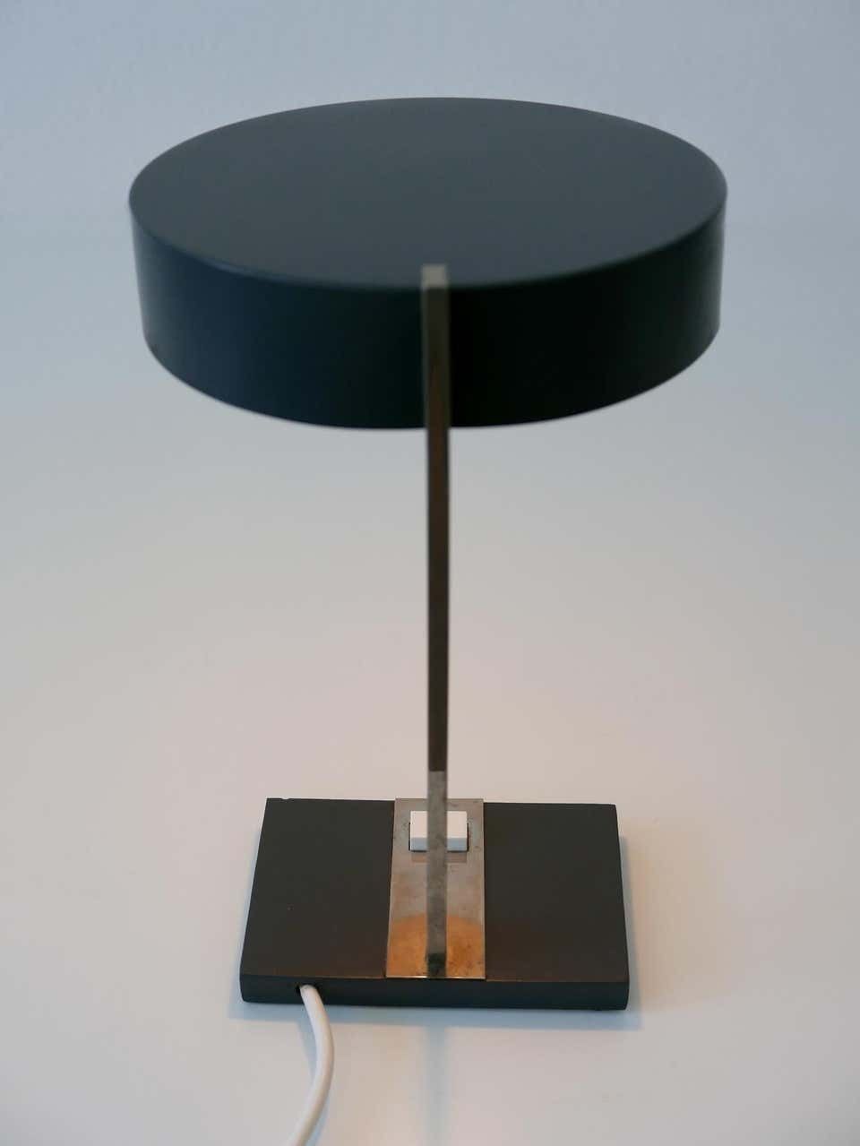 photo vintage Elegant Mid Century Modern Table Lamp Or Desk Light By Hillebrand, 1960s Germany