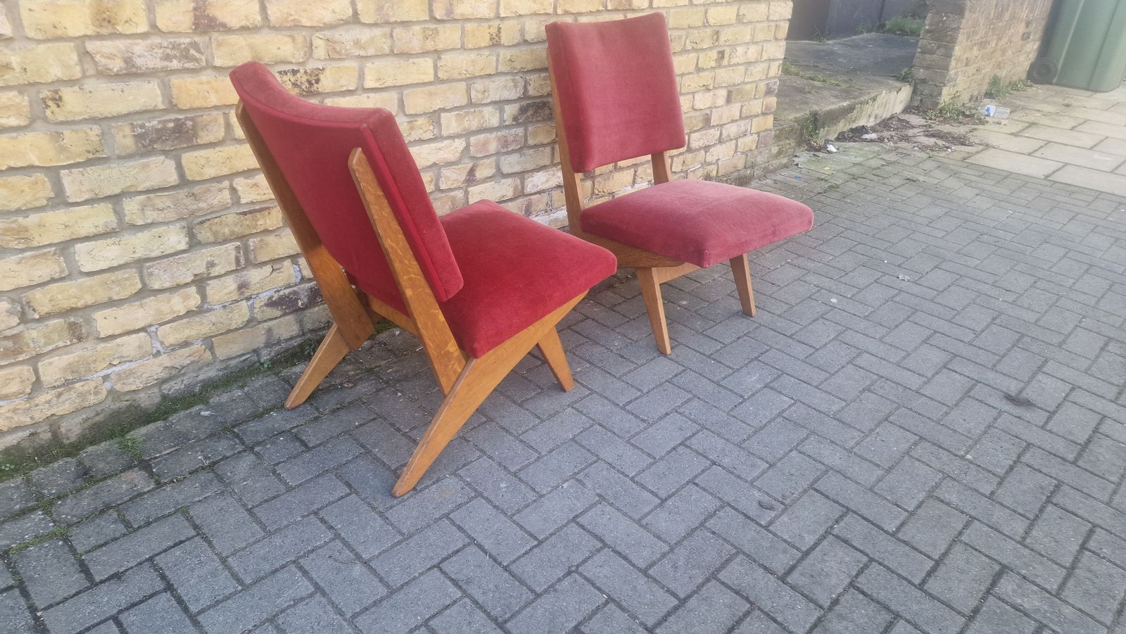 A Pair Of 1950’s Scandinavian Armchairs photo vinterior