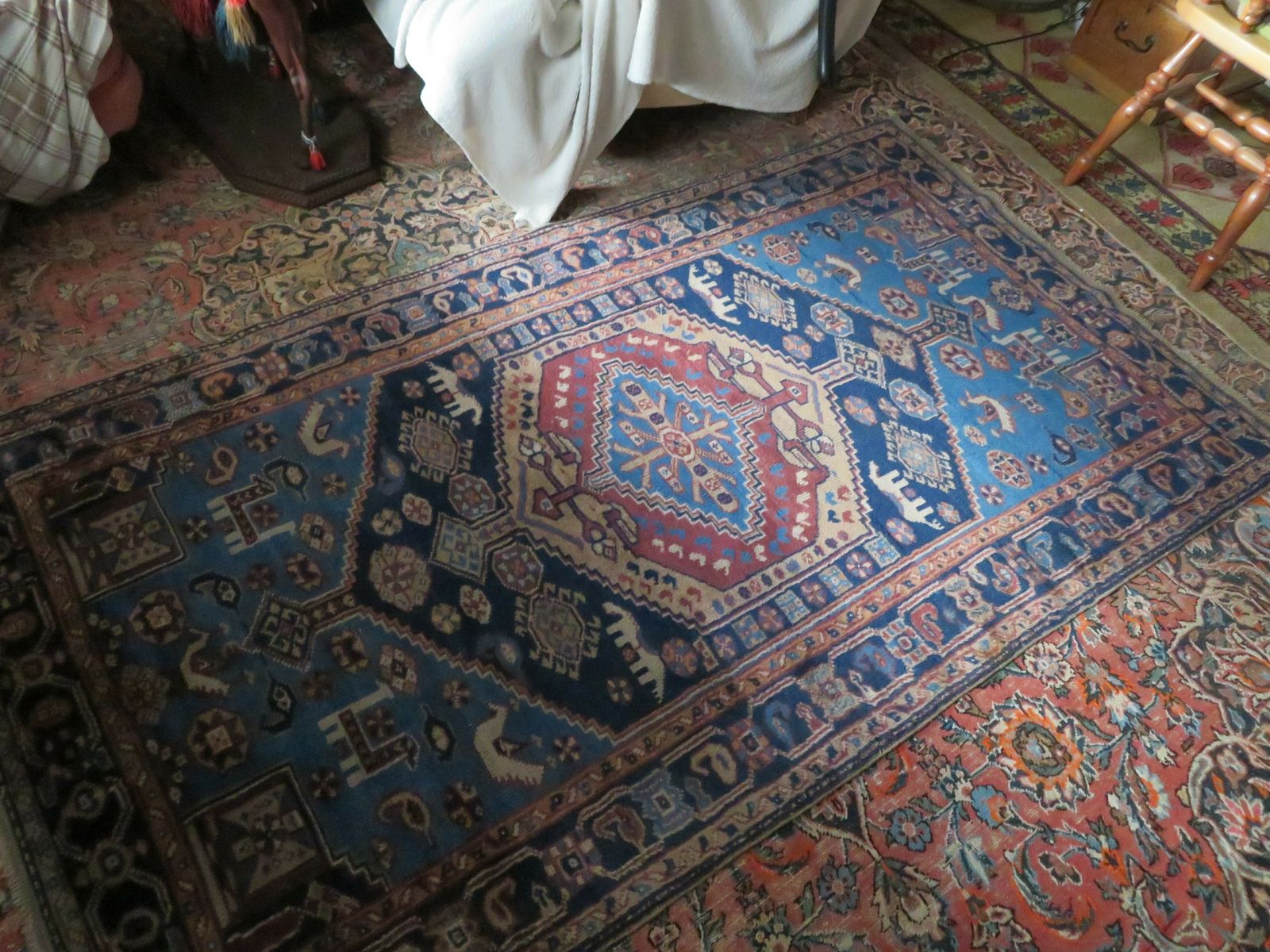 photo furniture Antique Turkish Yuruk Kurdish Rug. Eastern Anatolia. 217cm X 122cm.