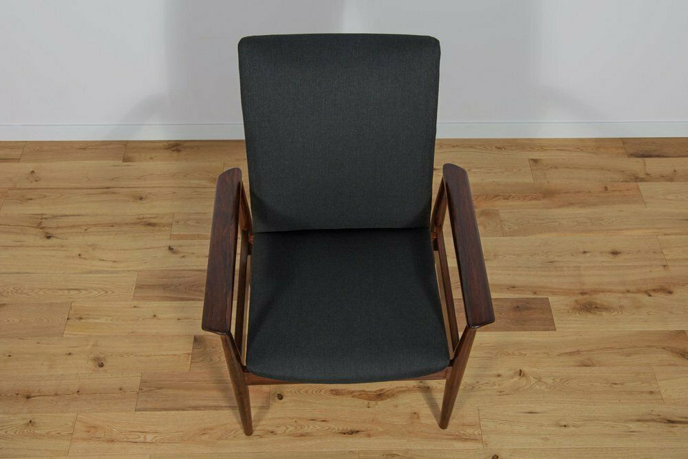 photo for sale Model 209 Diplomat Armchairs By Finn Juhl For France & Son, 1960s, Set Of 6