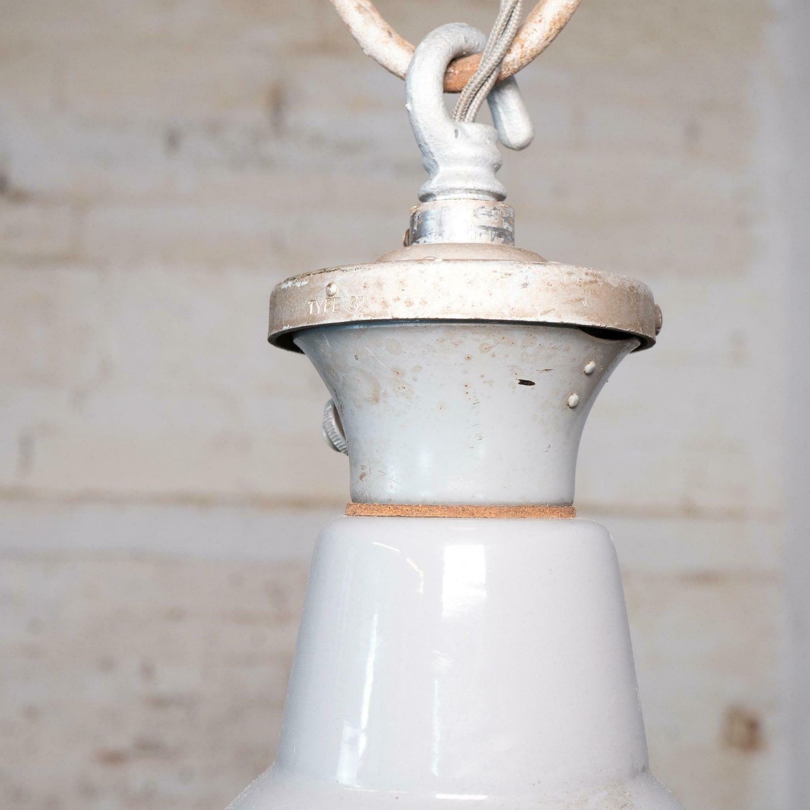 photo furniture Benjamin Rlm  Pendant Light