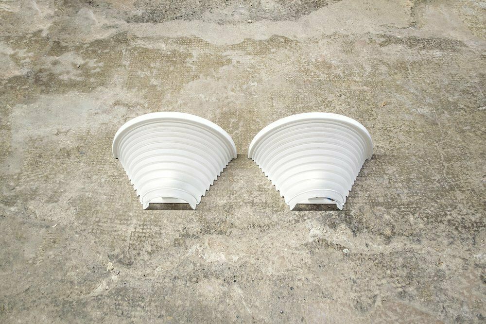 Italian Egisto 28 Wall Light By Angelo Mangiarotti For Artemide, 1980s, Set Of 2 photo for sale