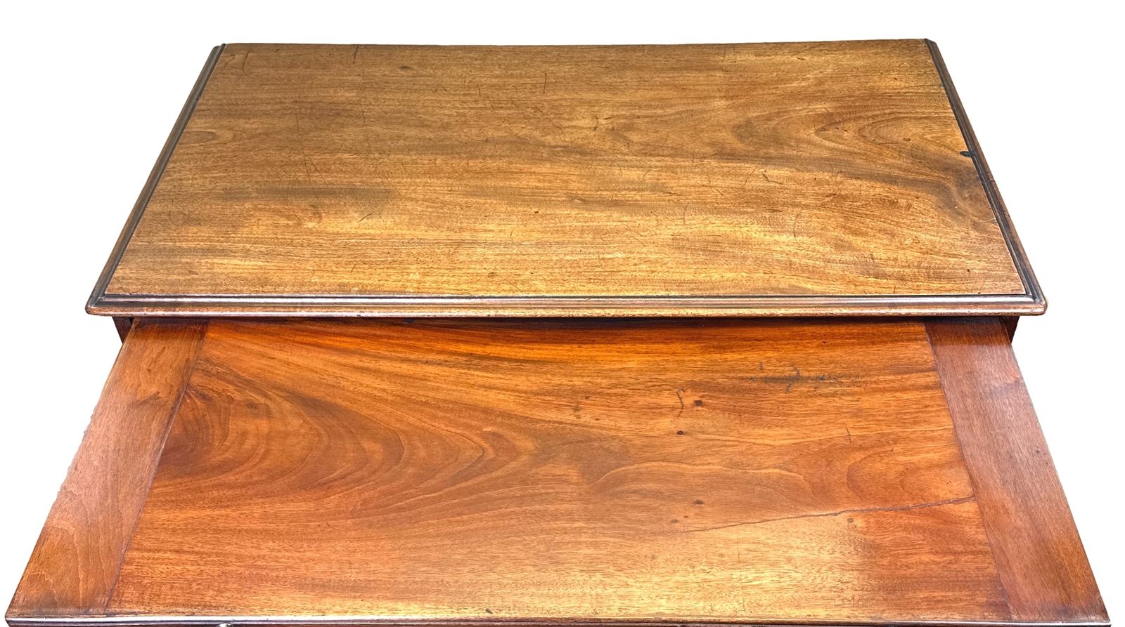 Georgian 18th Century Mahogany Kneehole Desk (England, Circa 1760) photo 4500.0