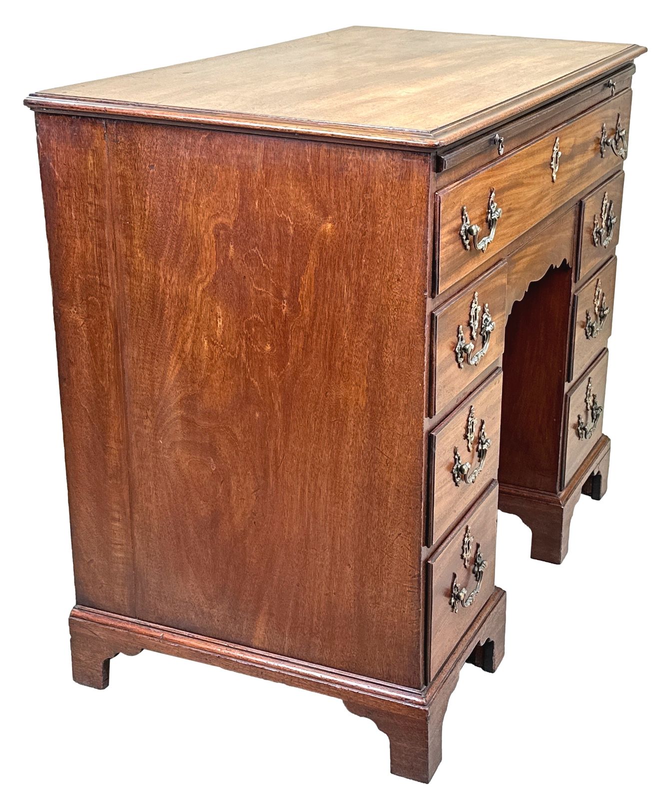 Georgian 18th Century Mahogany Kneehole Desk (England, Circa 1760) photo vinterior