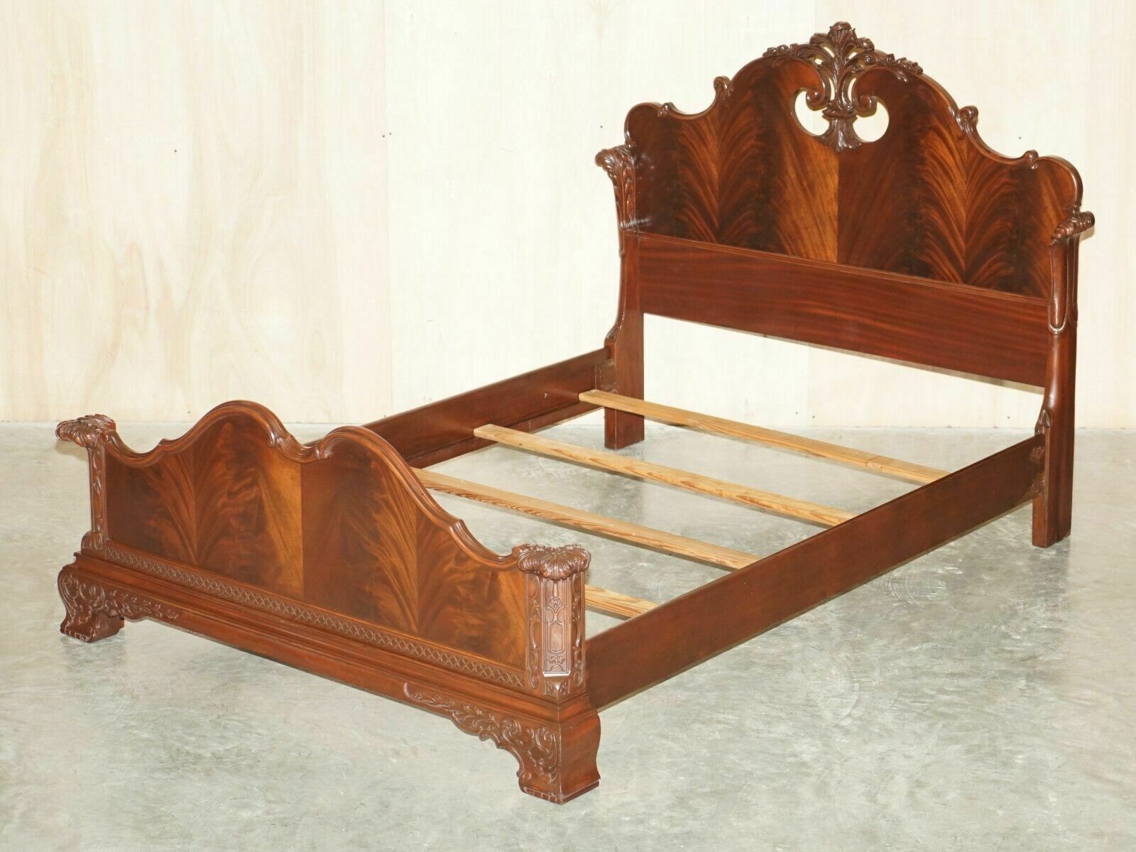 Exquisitely Carved Antique Victorian Circa 1880 Flamed Mahogany Double Bed Frame