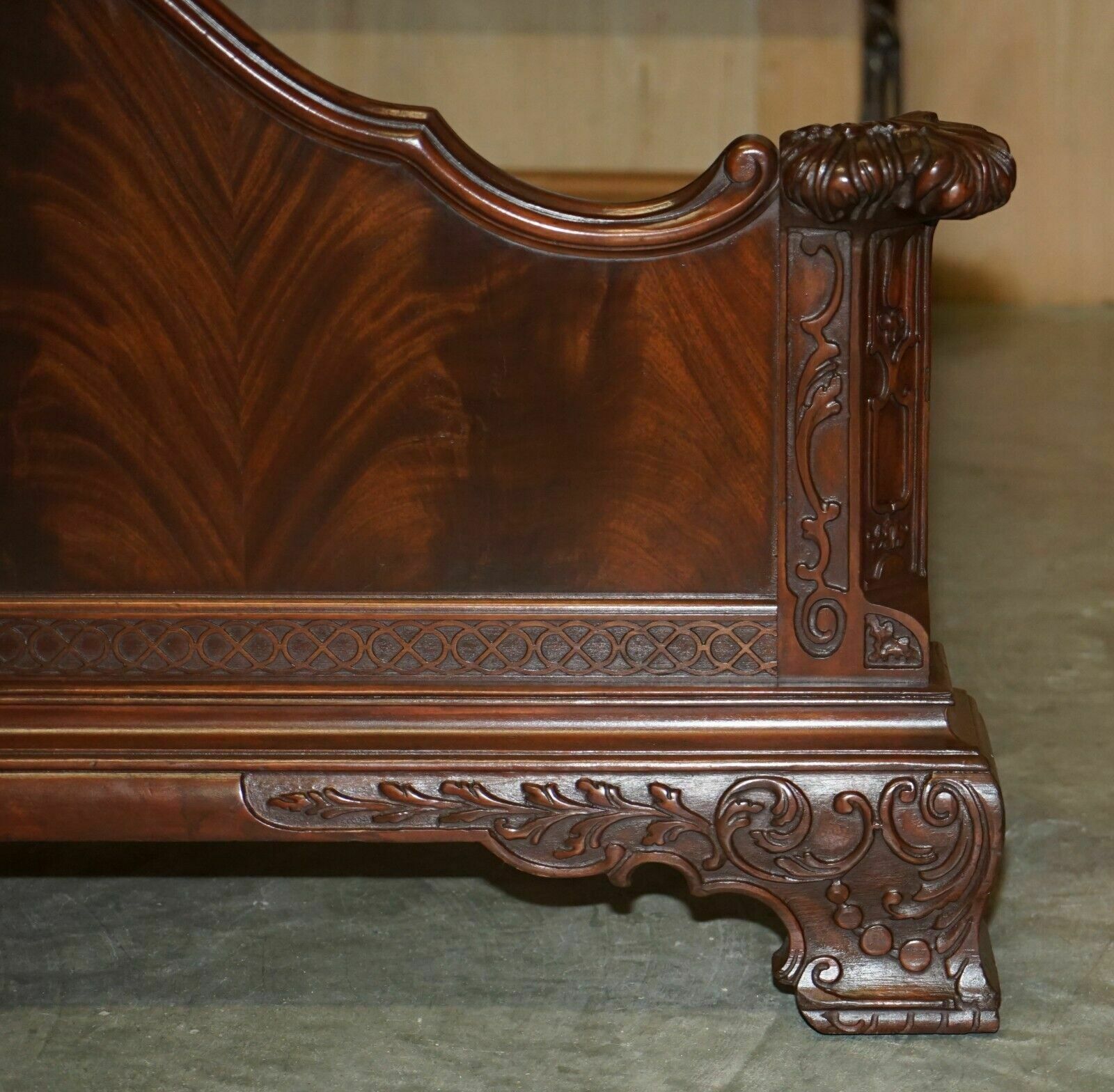 photo furniture Exquisitely Carved Antique Victorian Circa 1880 Flamed Mahogany Double Bed Frame