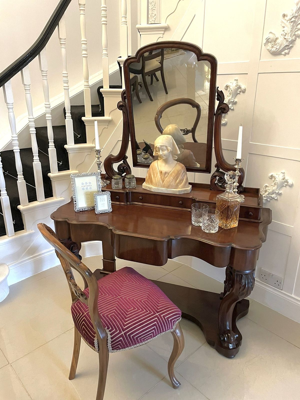 Quality 19th Century Antique Carved Mahogany Dressing Table photo furniture