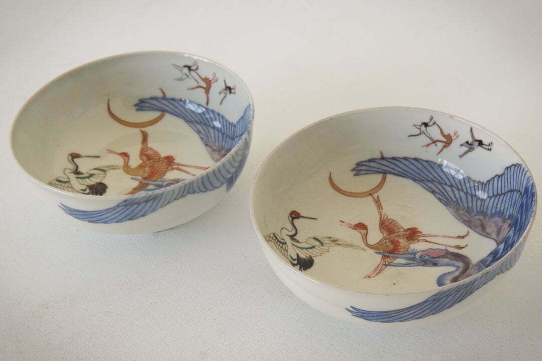 Paar Oosterse Kommen Met Kraanvogels photo Woonaccessoires