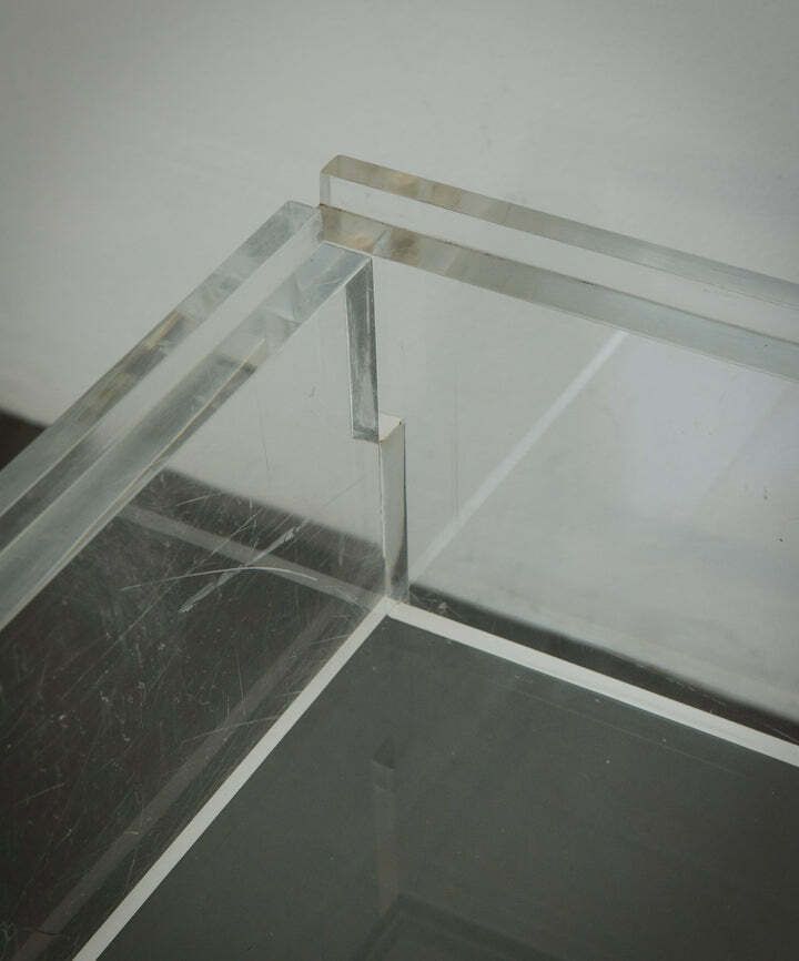 Grote Modernistische Salontafel Van Glas En Perspex, Jaren 1970. photo vintage